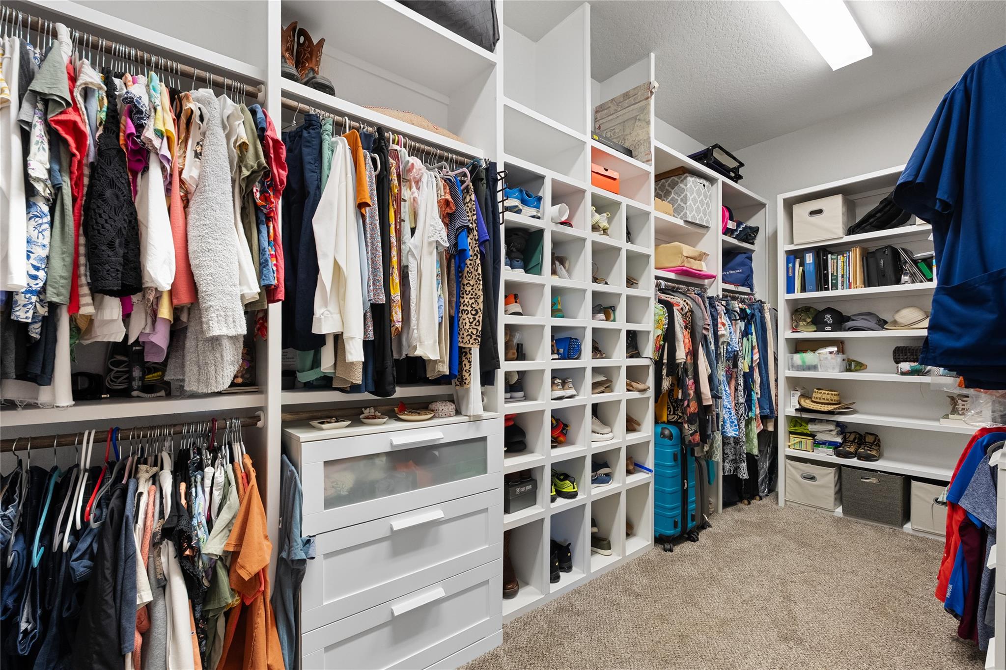 604 Academy Oaks Dr, San Marcos, TX 78666