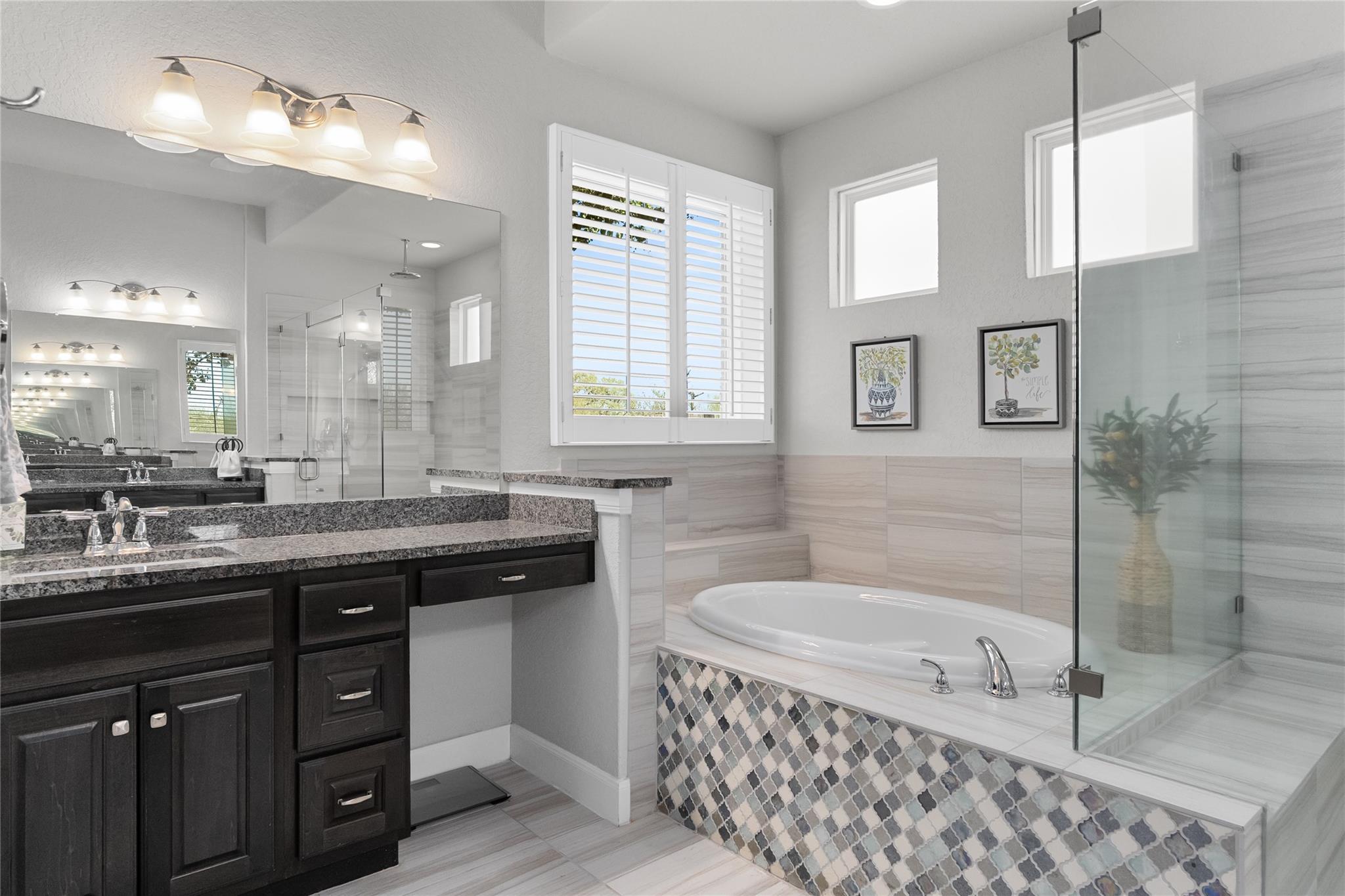 604 Academy Oaks Dr, San Marcos, TX 78666