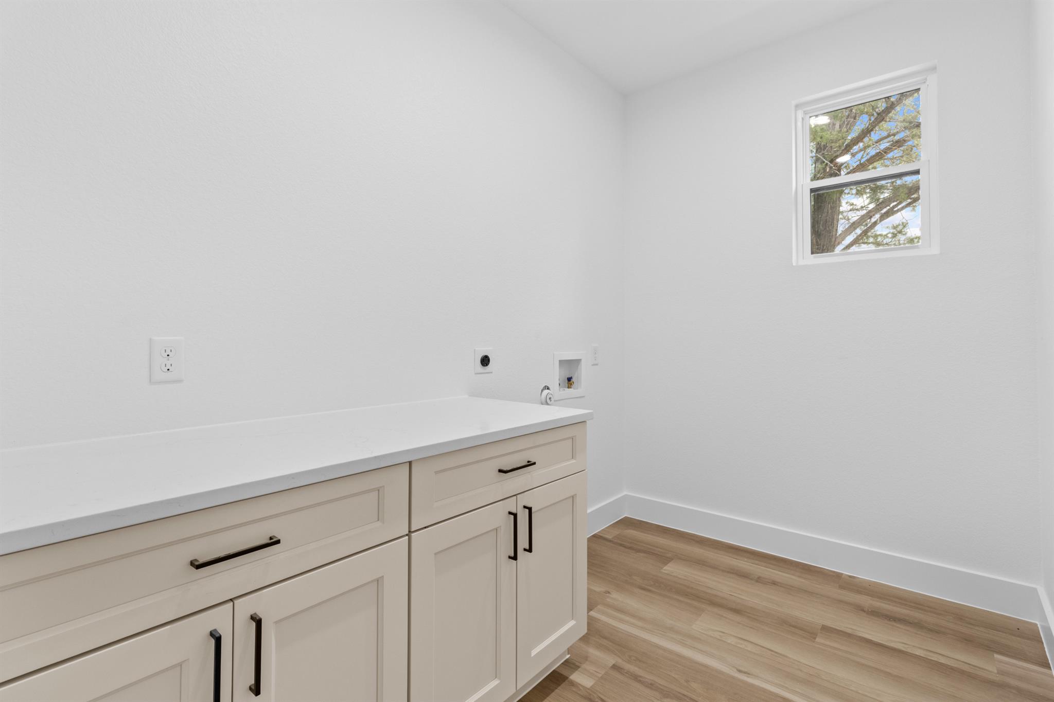 171 Lamaloa Ln, Bastrop, TX 78602