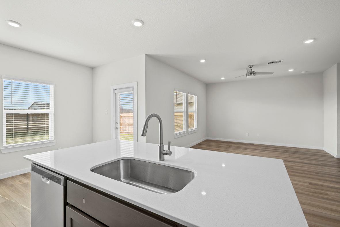 1350 Athan Dr, Belton, TX 76513