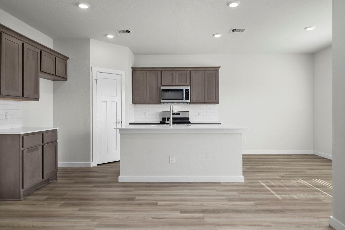 1350 Athan Dr, Belton, TX 76513