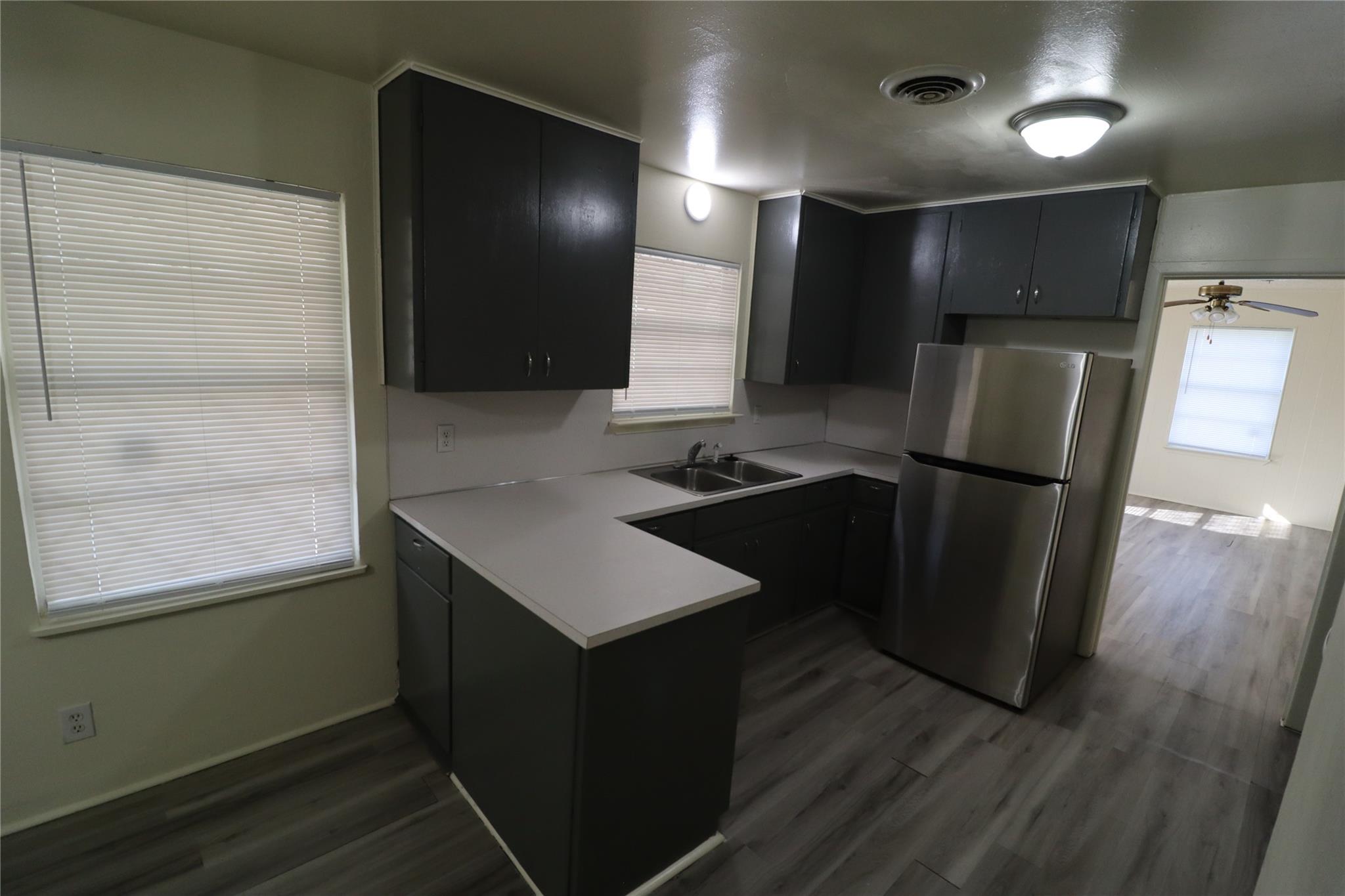 3214 Longview Dr, Killeen, TX 76543