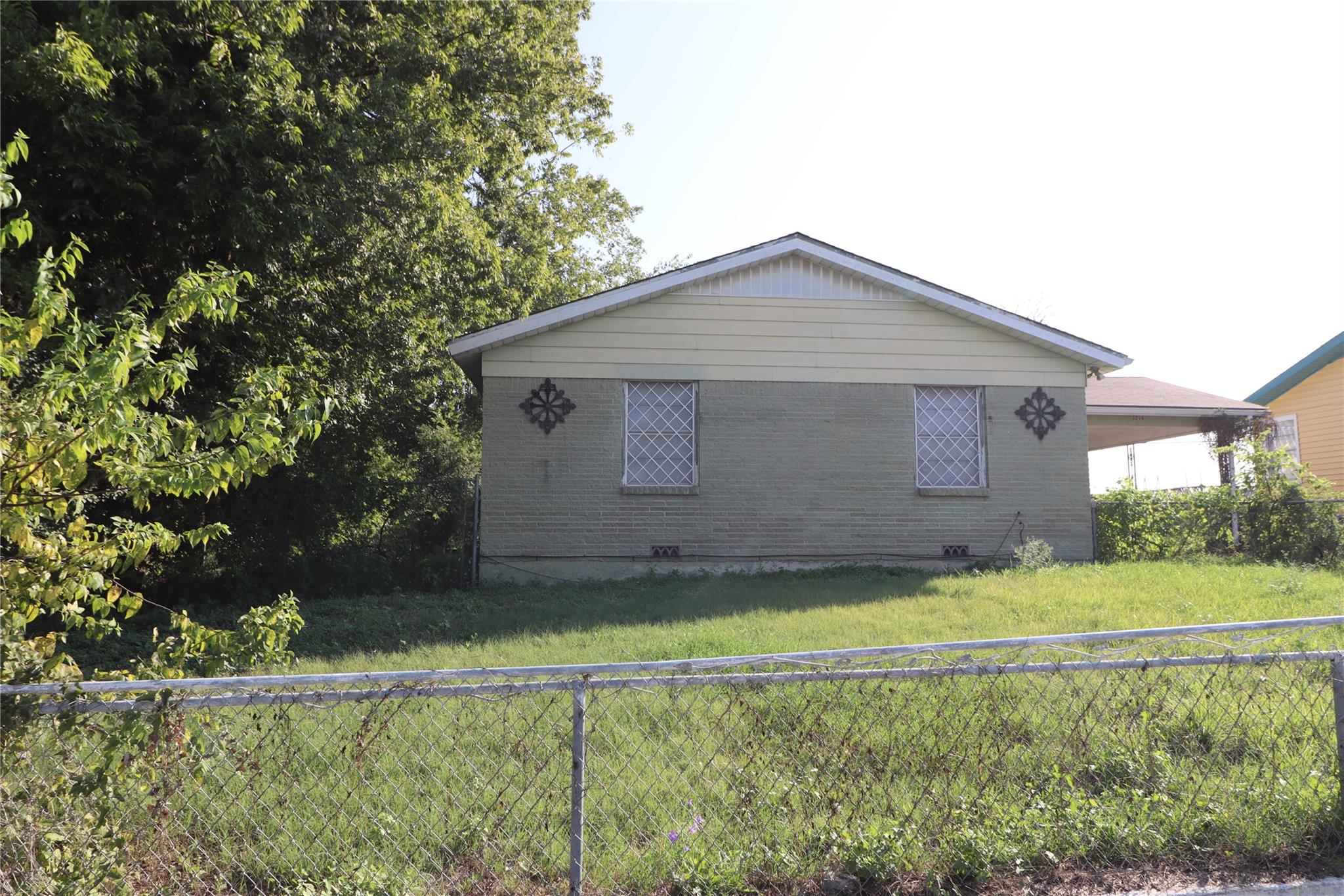 3214 Longview Dr, Killeen, TX 76543