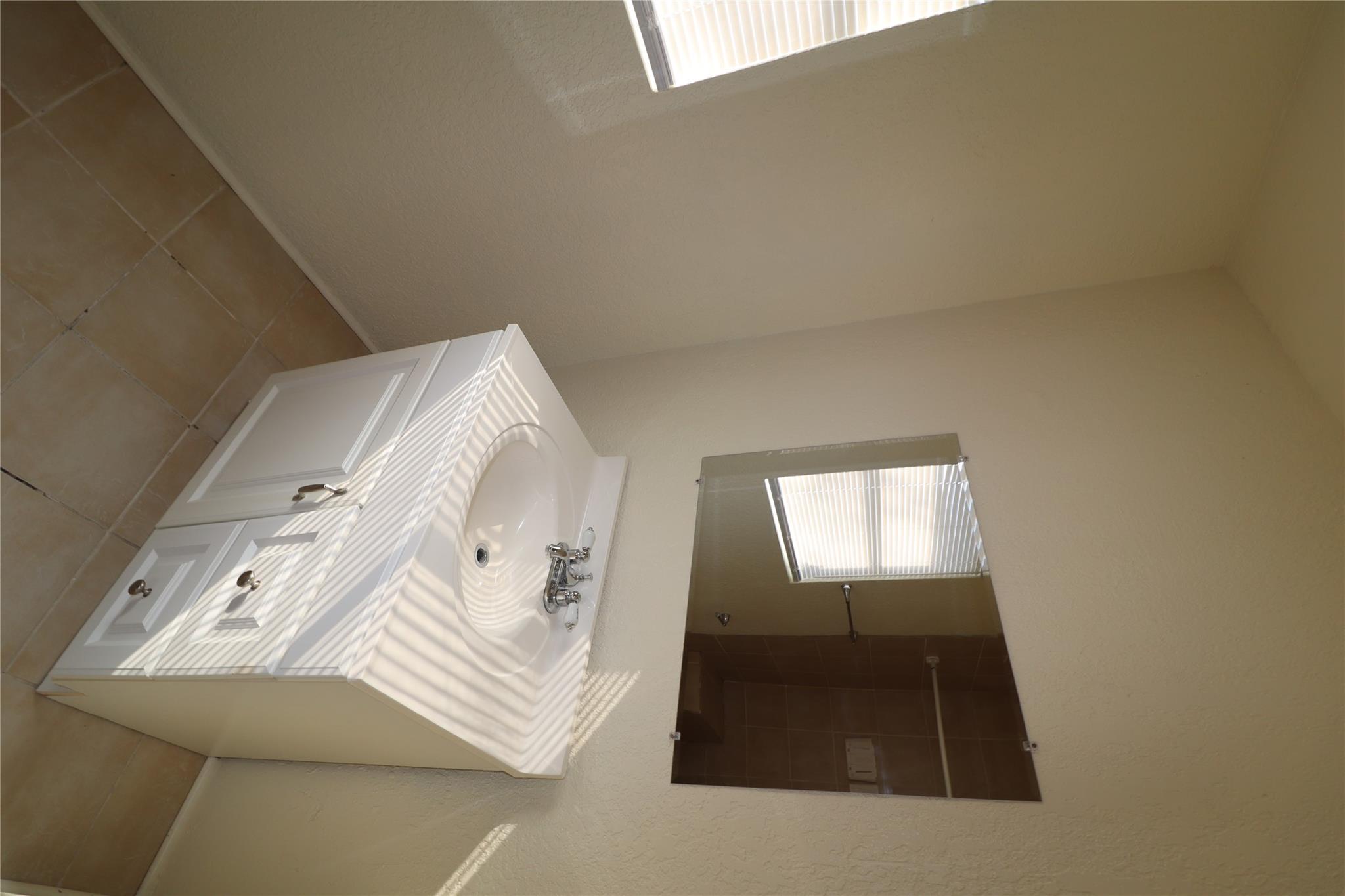 3214 Longview Dr, Killeen, TX 76543