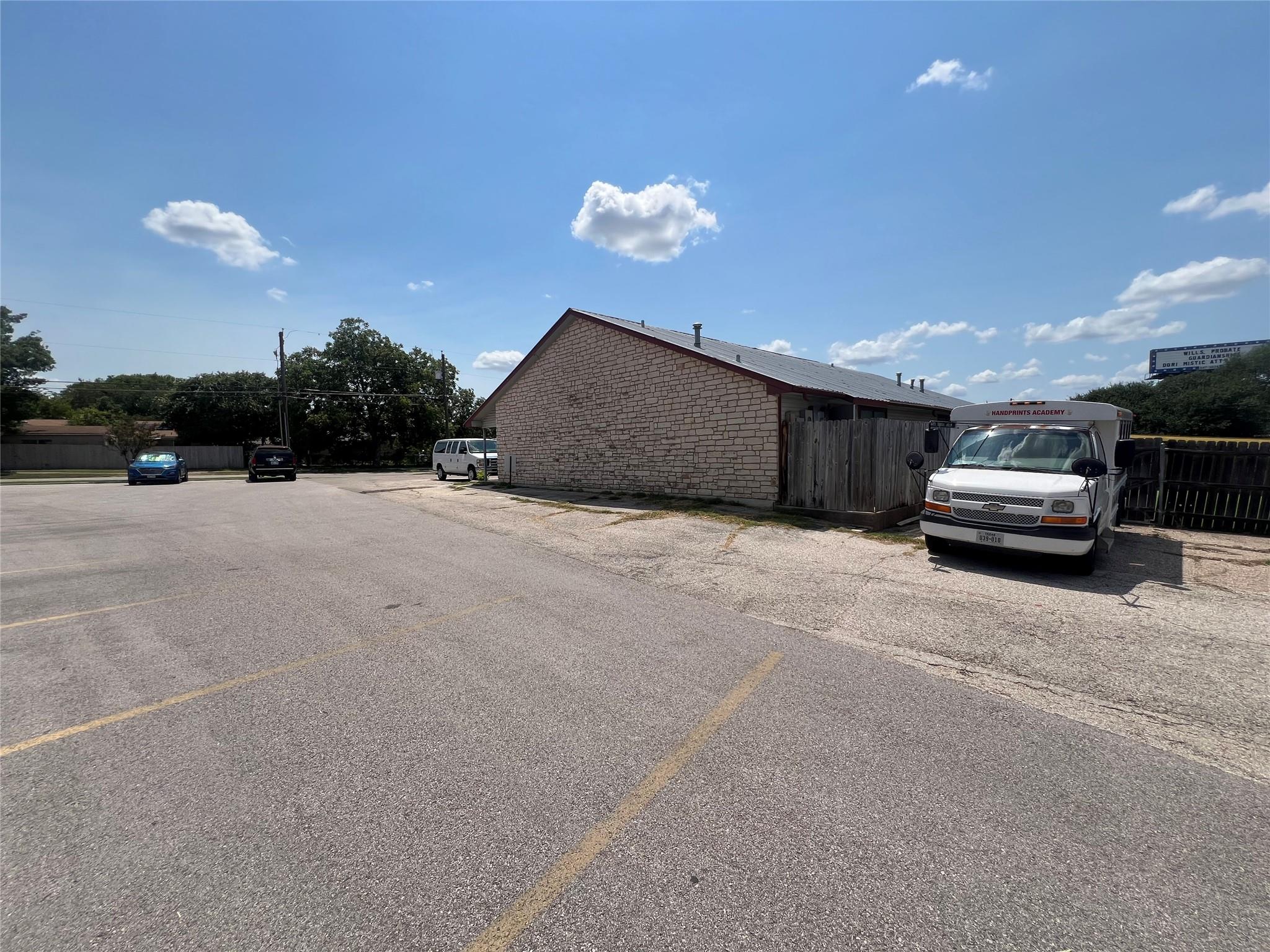 809 M L King Jr Dr, Copperas Cove, TX 76522