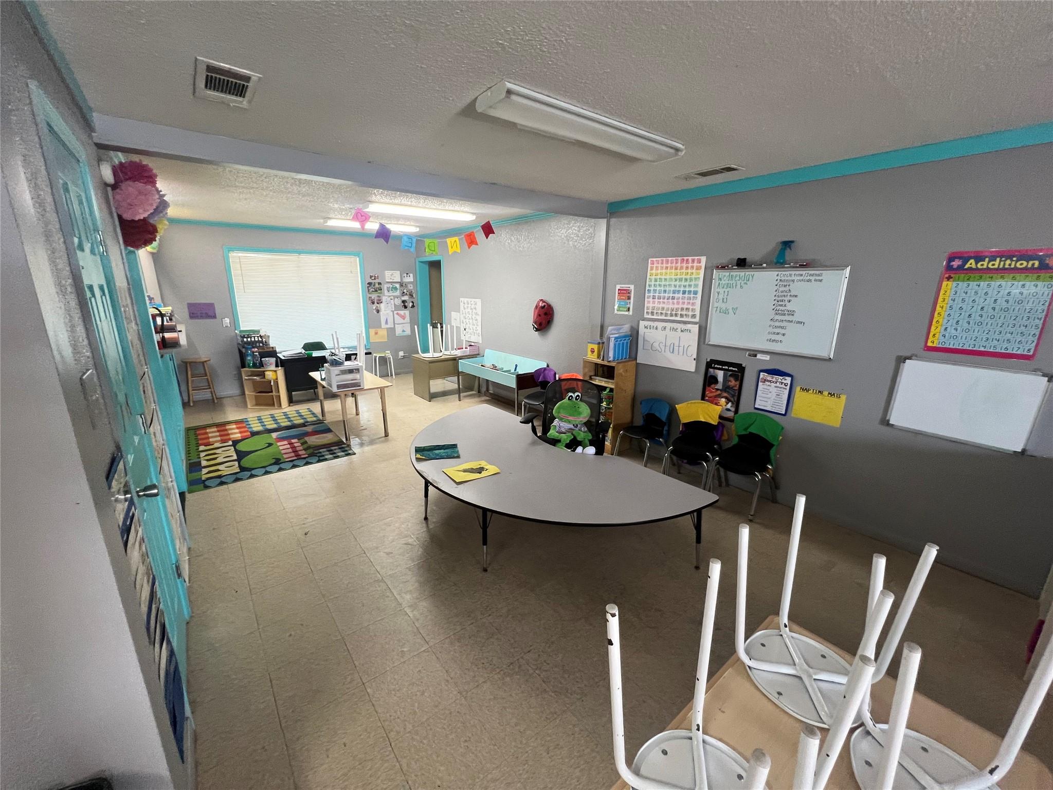 809 M L King Jr Dr, Copperas Cove, TX 76522