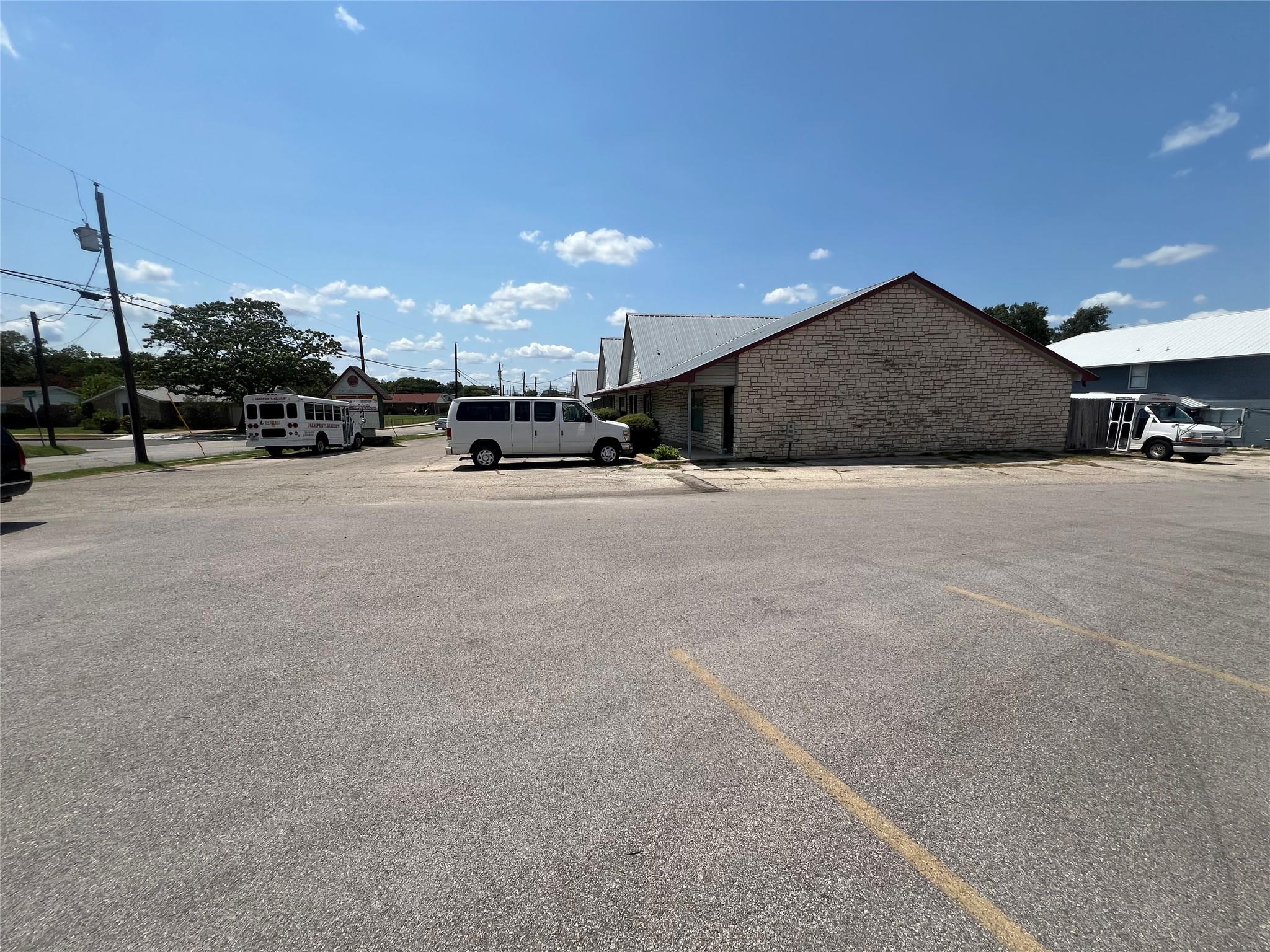 809 M L King Jr Dr, Copperas Cove, TX 76522