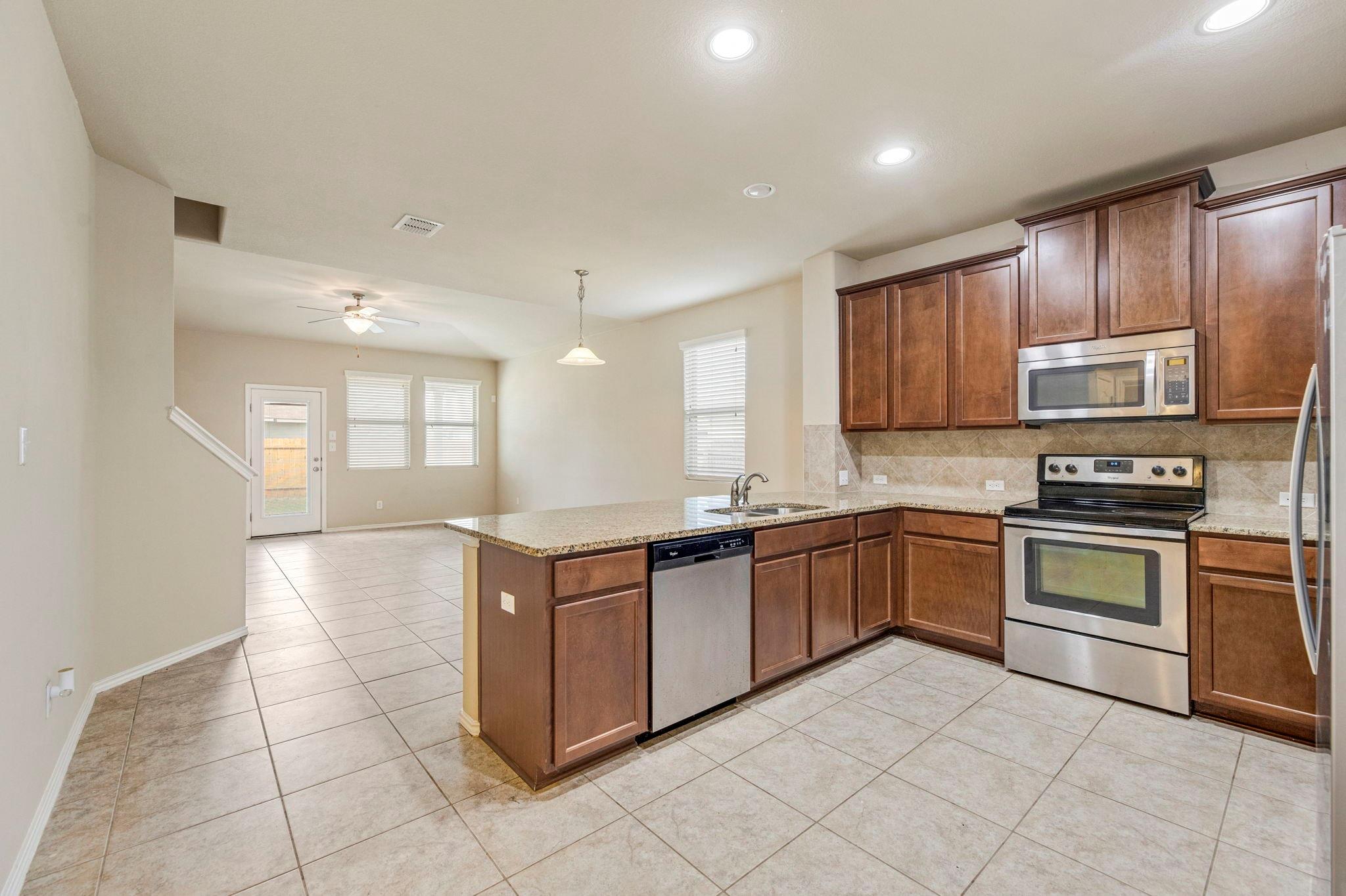 18712 Mangan Way, Pflugerville, TX 78660