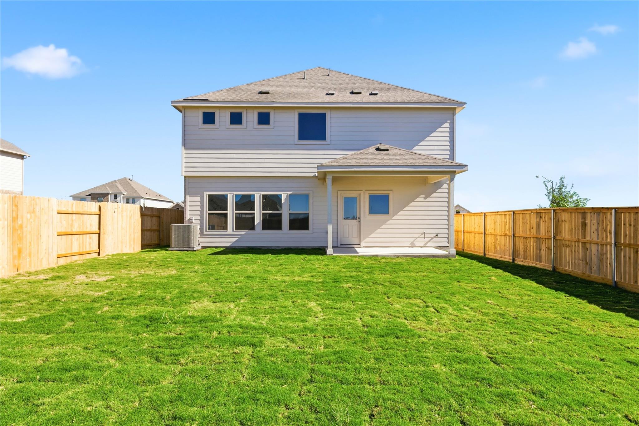 13700 Tucker Hedge Pass, Elgin, TX 78621