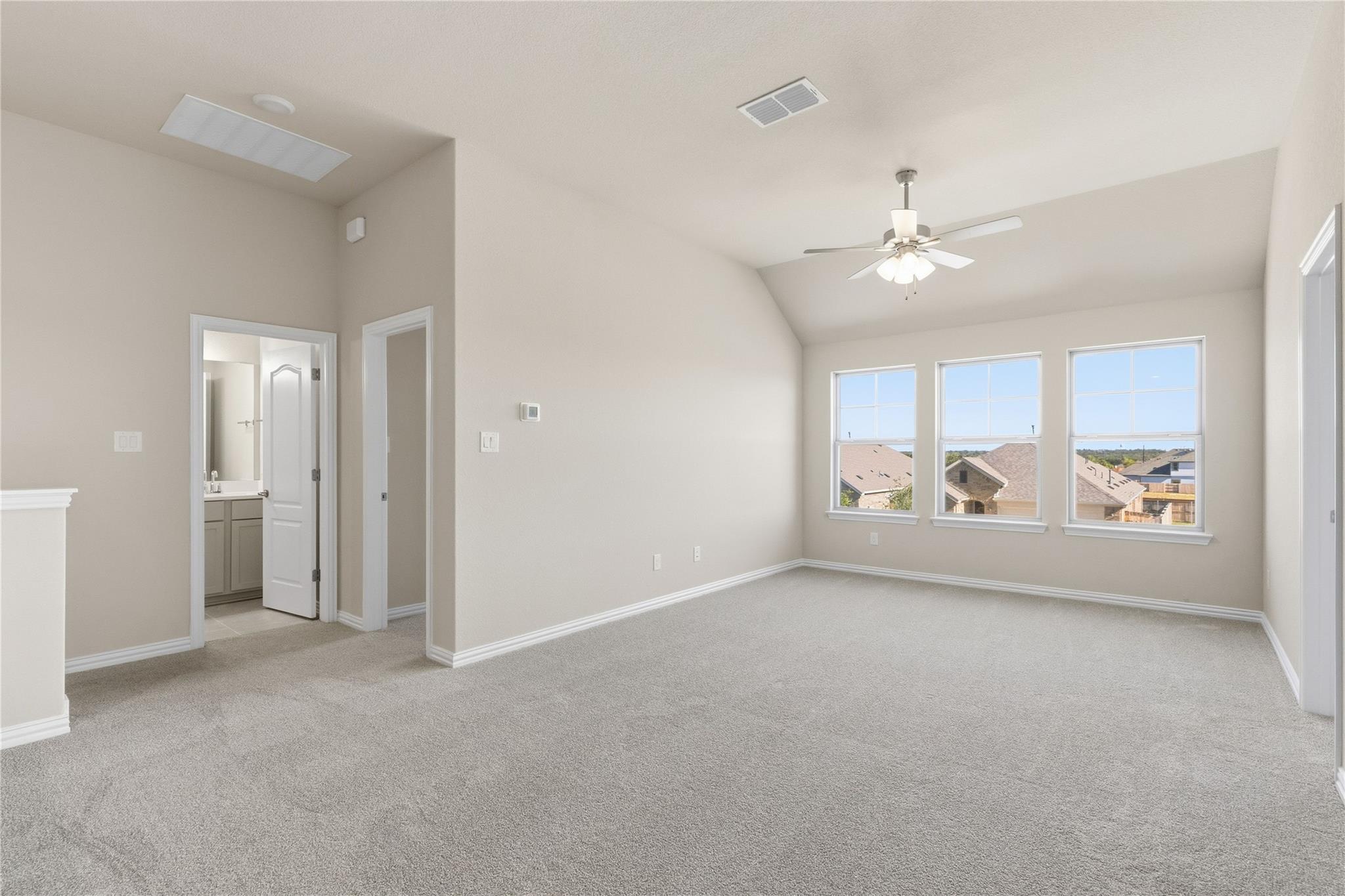 13700 Tucker Hedge Pass, Elgin, TX 78621