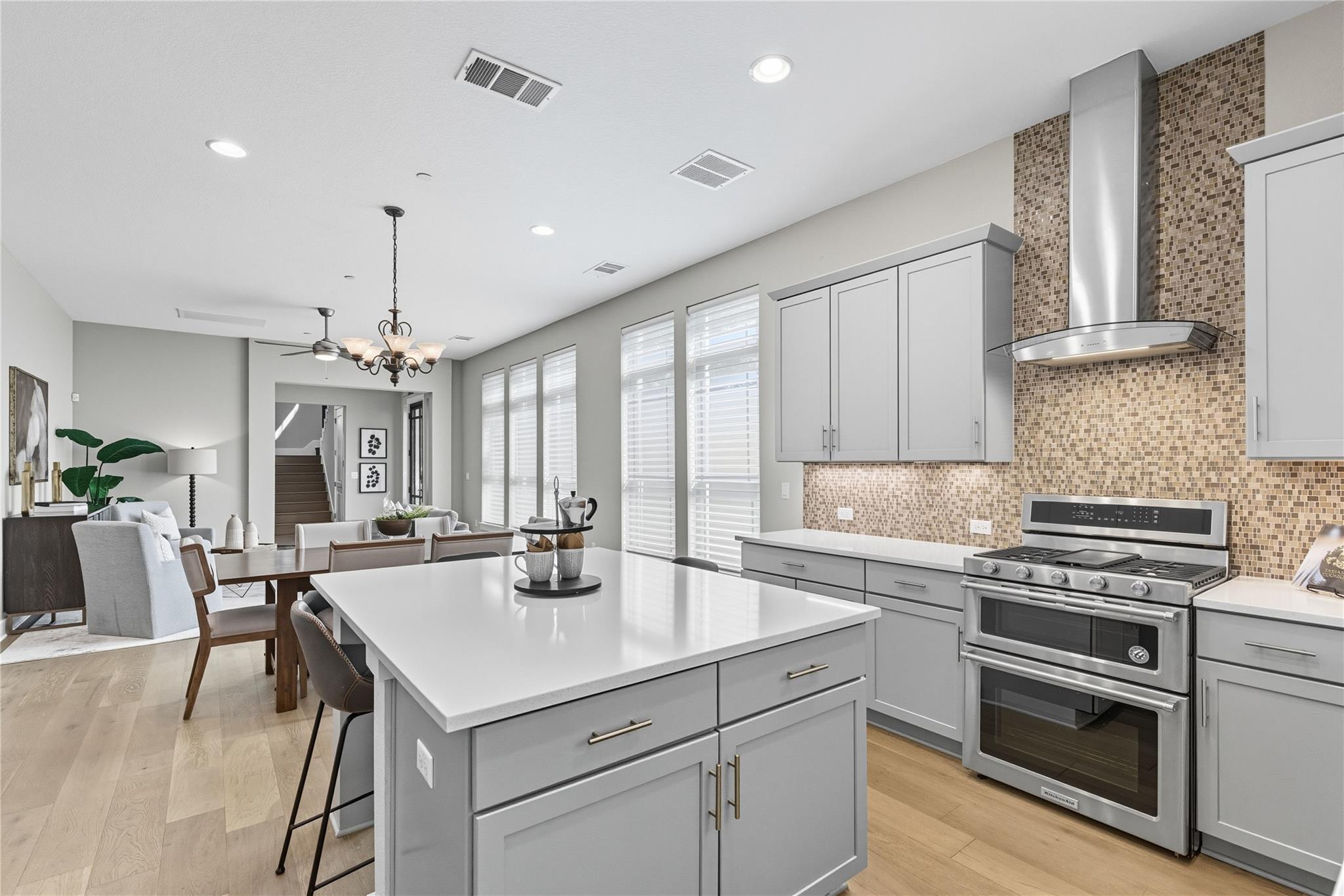 4323 Spicewood Springs Rd # 1, Austin, TX 78759