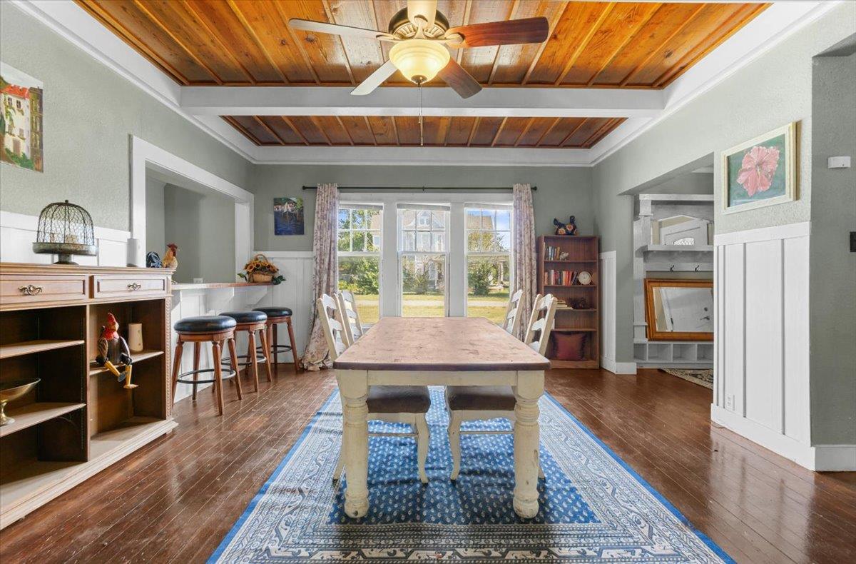 209 S Bowie St, Bartlett, TX 76511