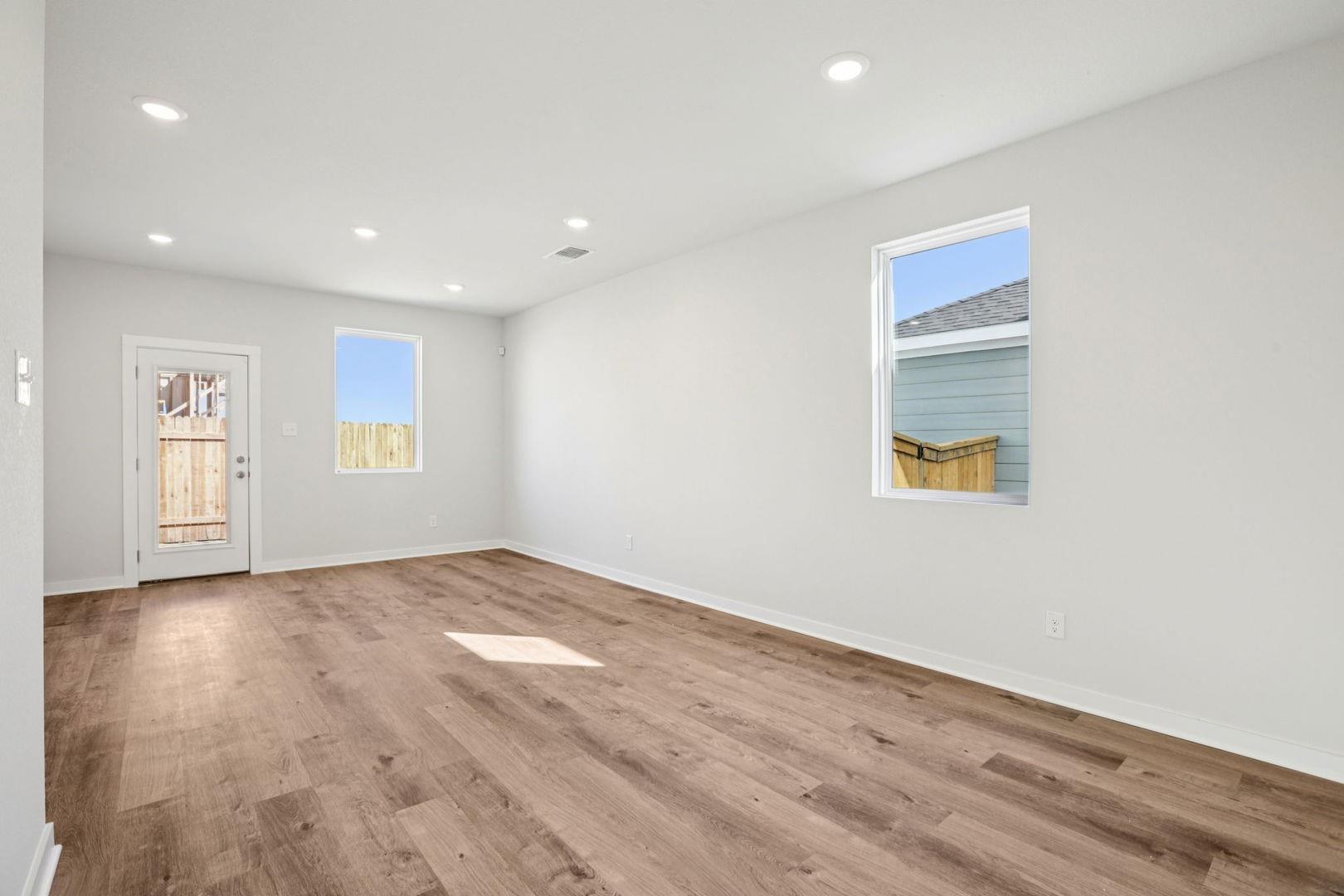 260 Escape Way, Jarrell, TX 76537