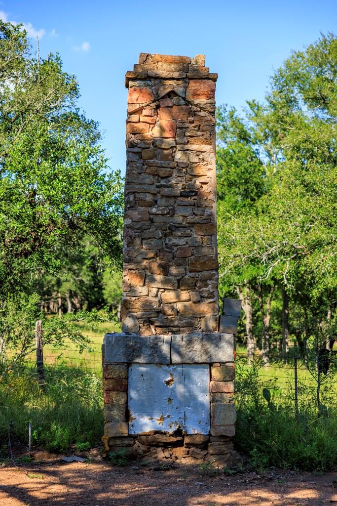 3736-5 County Road 113 Rd, Llano, TX 78643