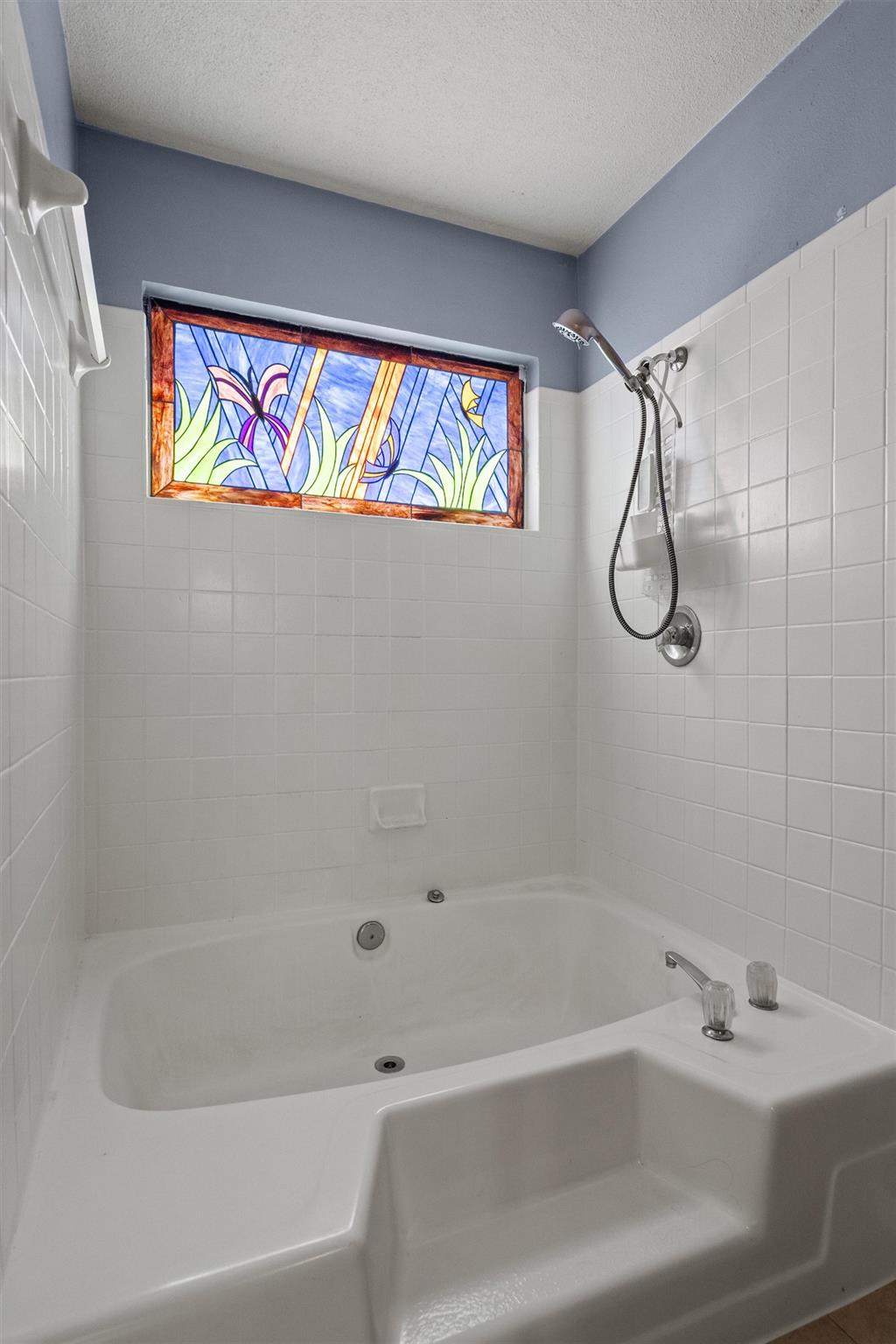 13108 Lamplight Village Ave, Austin, TX 78727