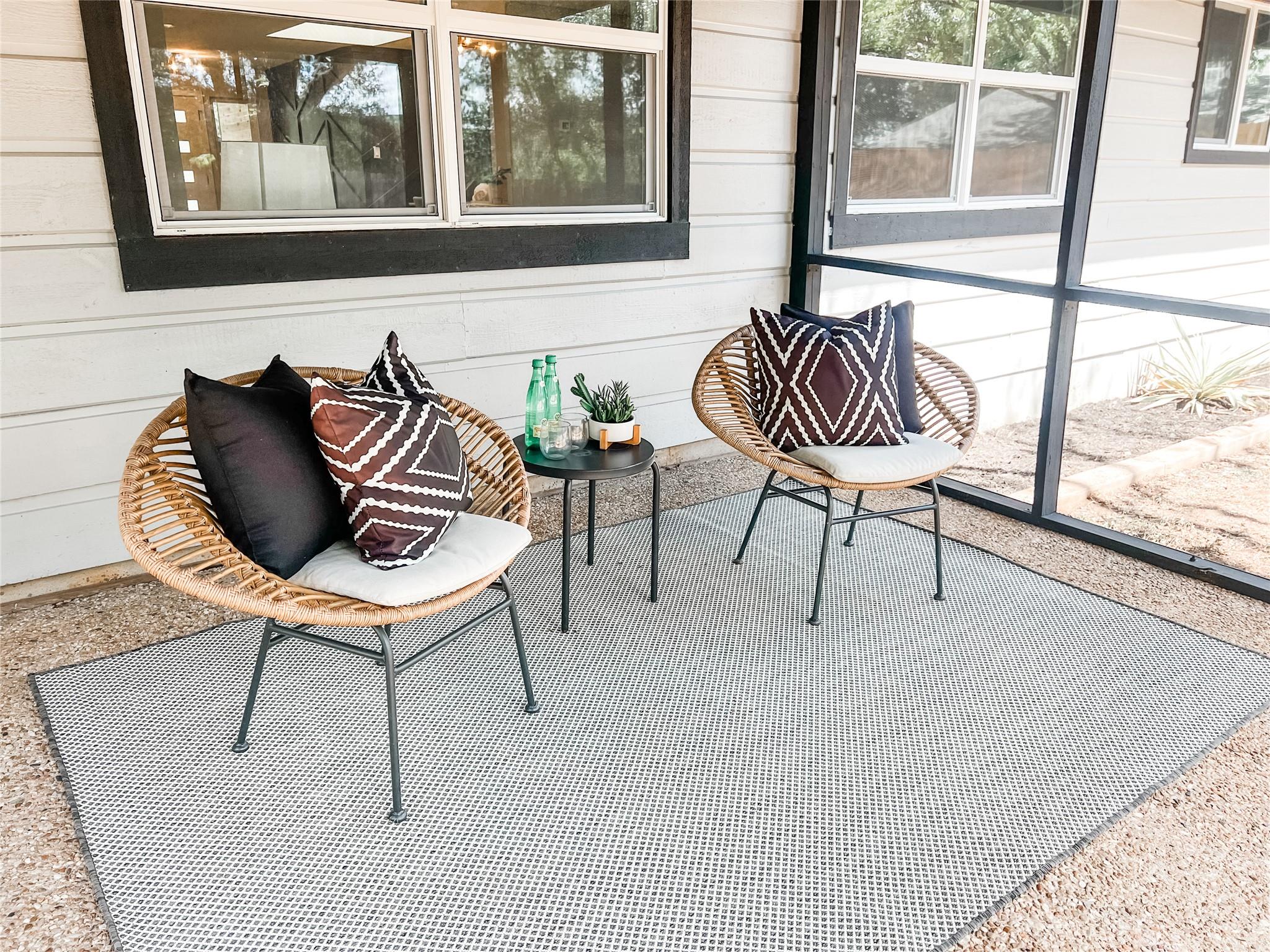 2007 Matthews Ln, Austin, TX 78745