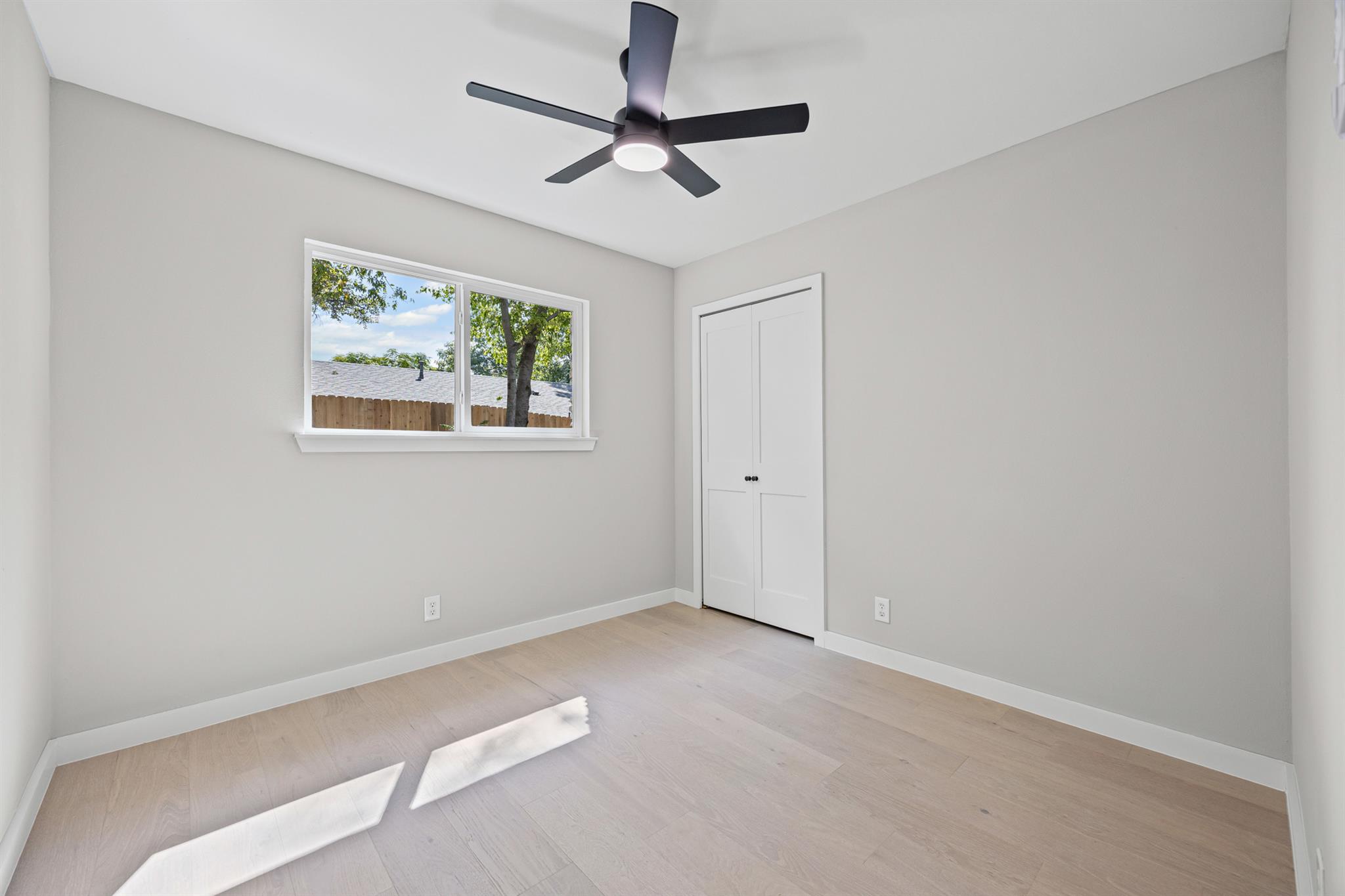 2007 Matthews Ln, Austin, TX 78745