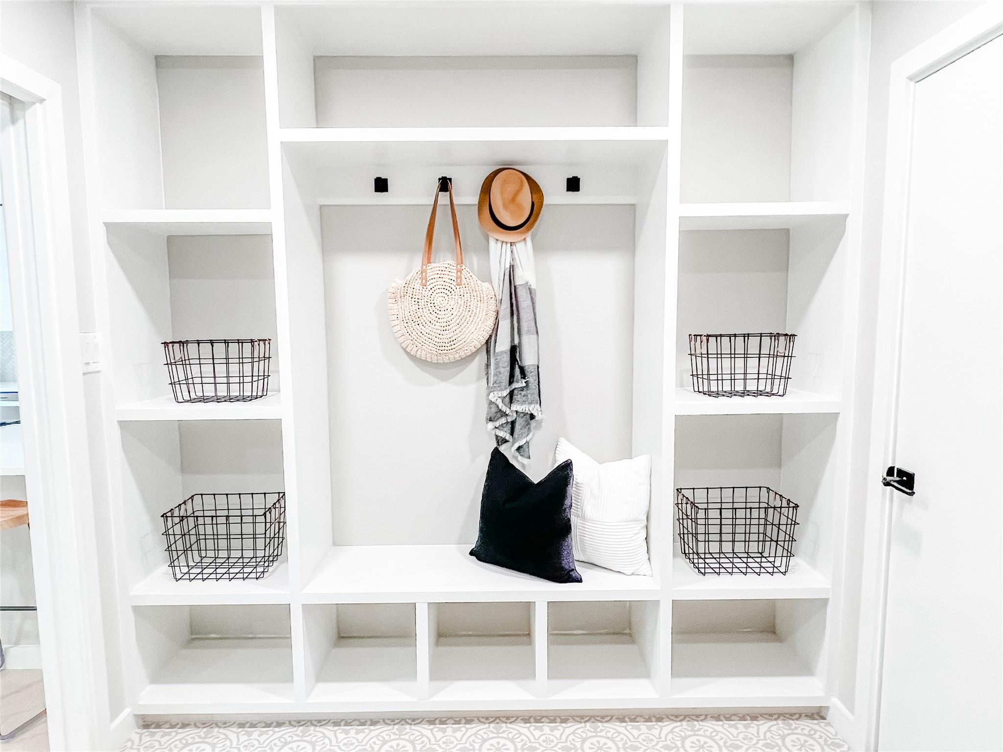 2007 Matthews Ln, Austin, TX 78745