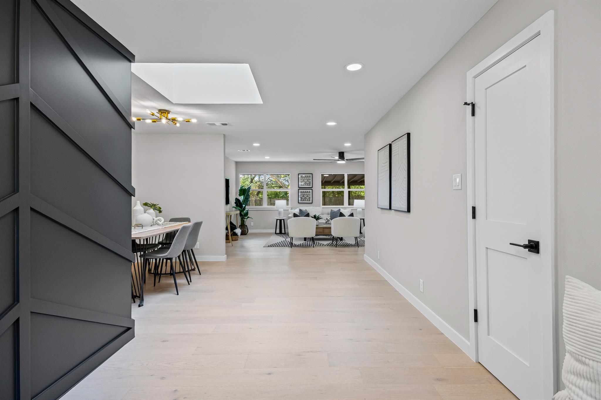 2007 Matthews Ln, Austin, TX 78745