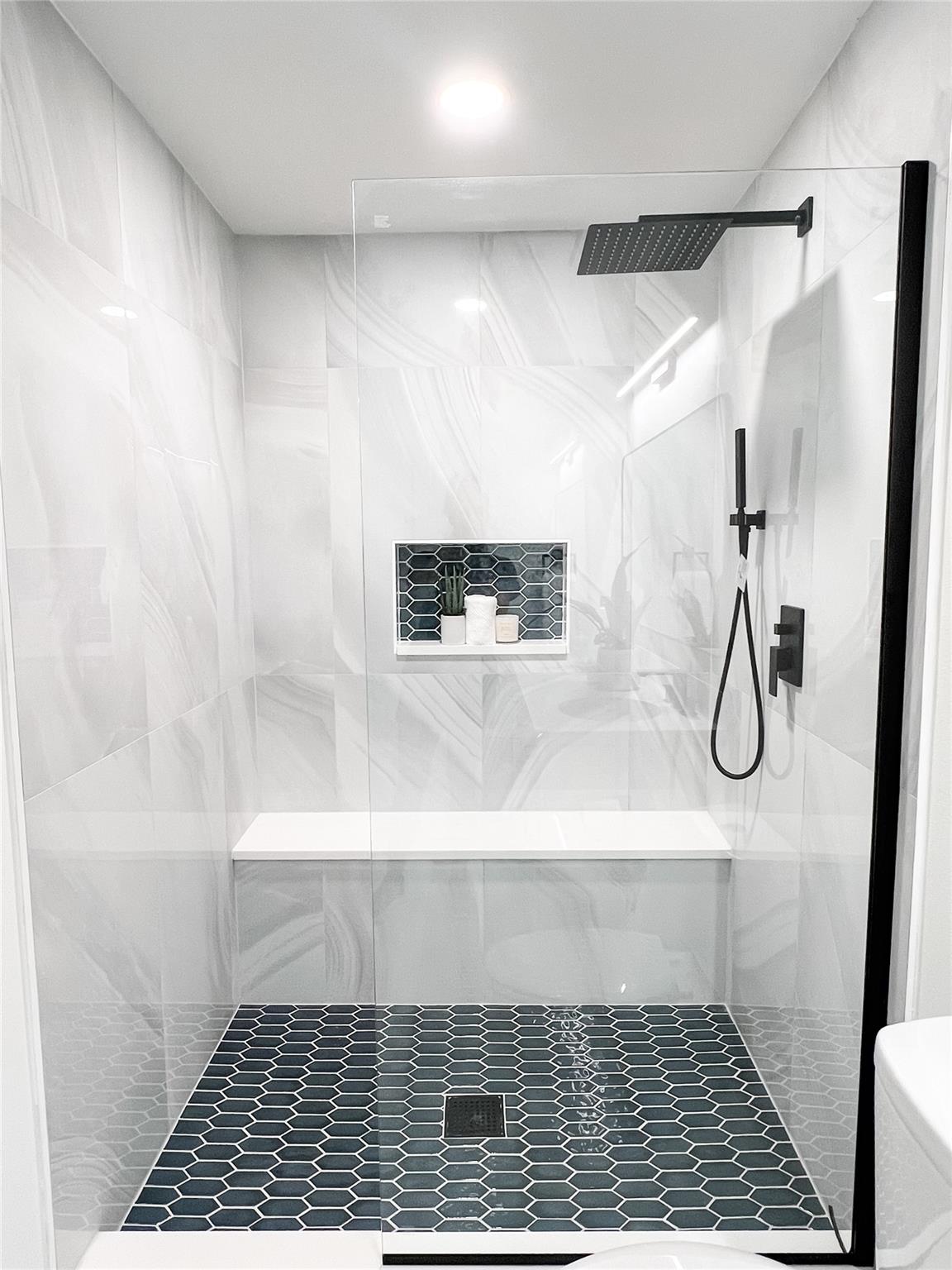 2007 Matthews Ln, Austin, TX 78745