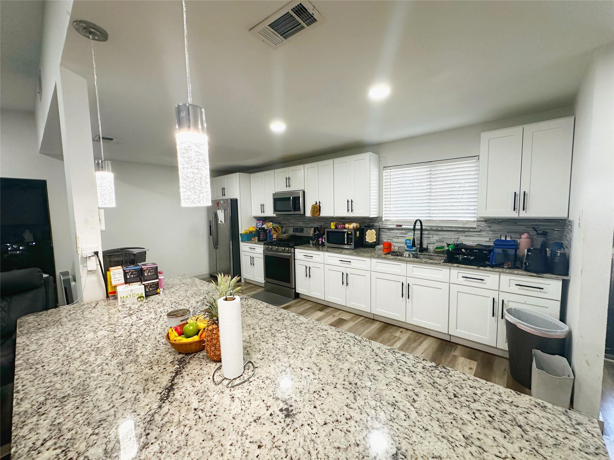 10138 Aspen St, Austin, TX 78758