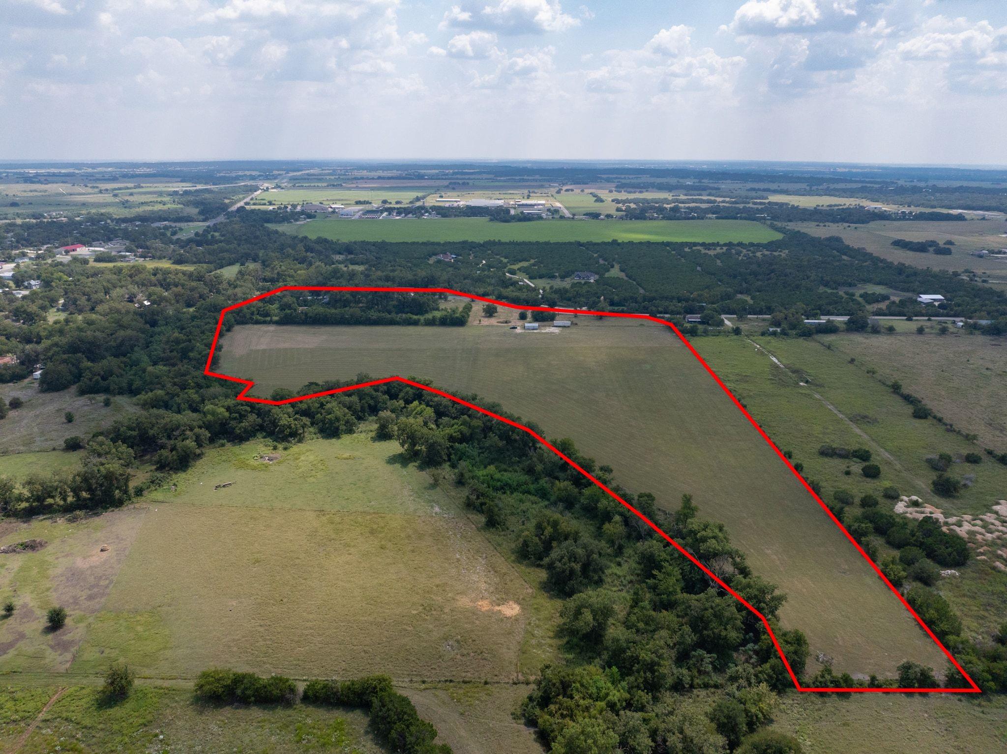 310 W Main St, Florence, TX 76527