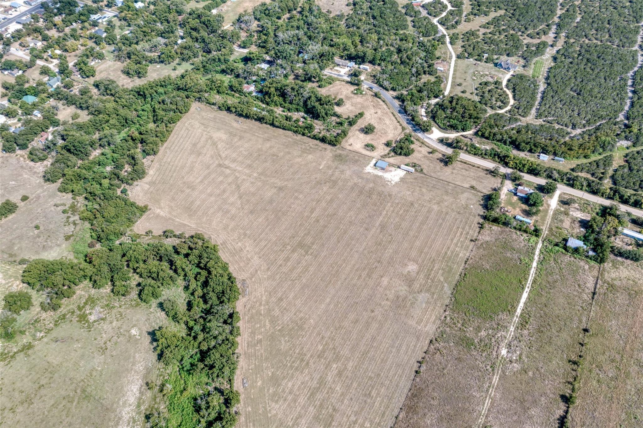 310 W Main St, Florence, TX 76527