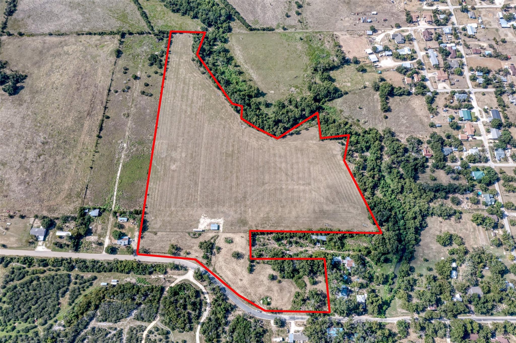 310 W Main St, Florence, TX 76527