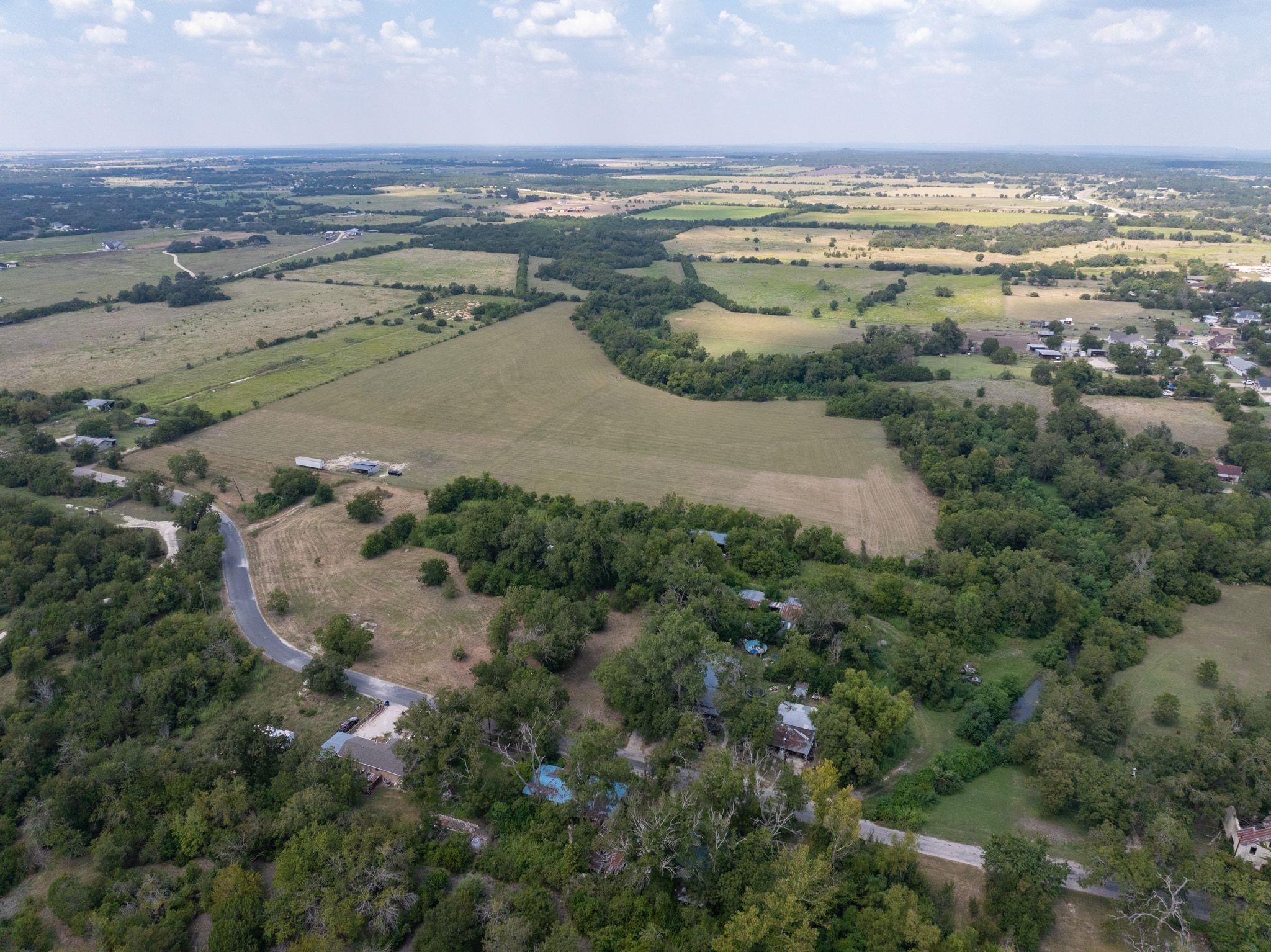 310 W Main St, Florence, TX 76527