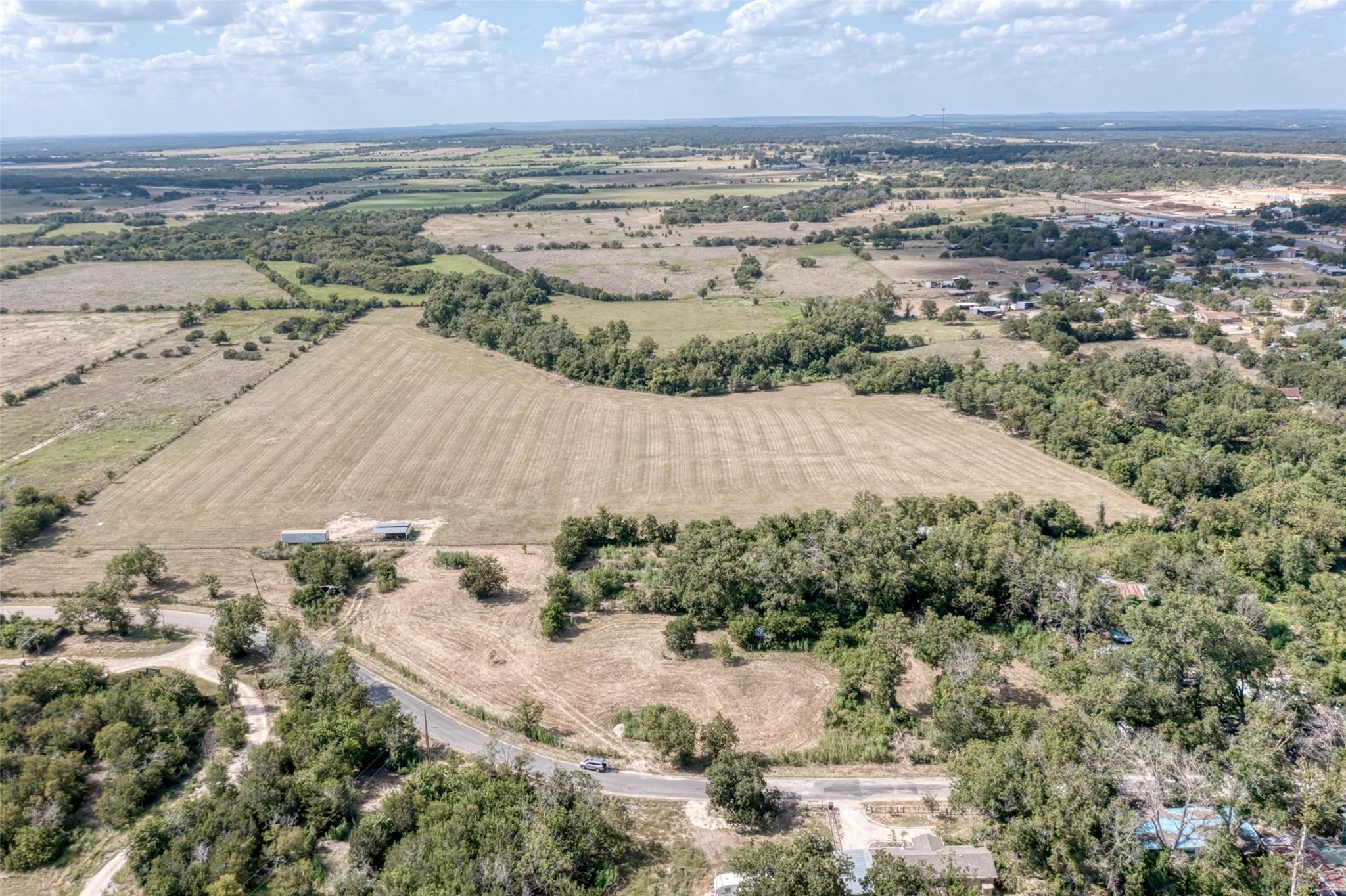 310 W Main St, Florence, TX 76527