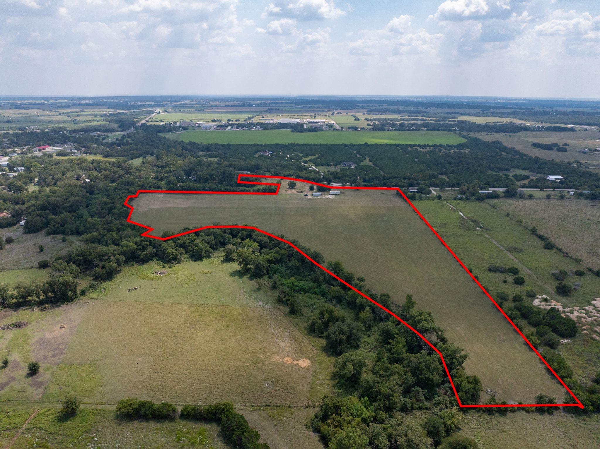 310 W Main St, Florence, TX 76527