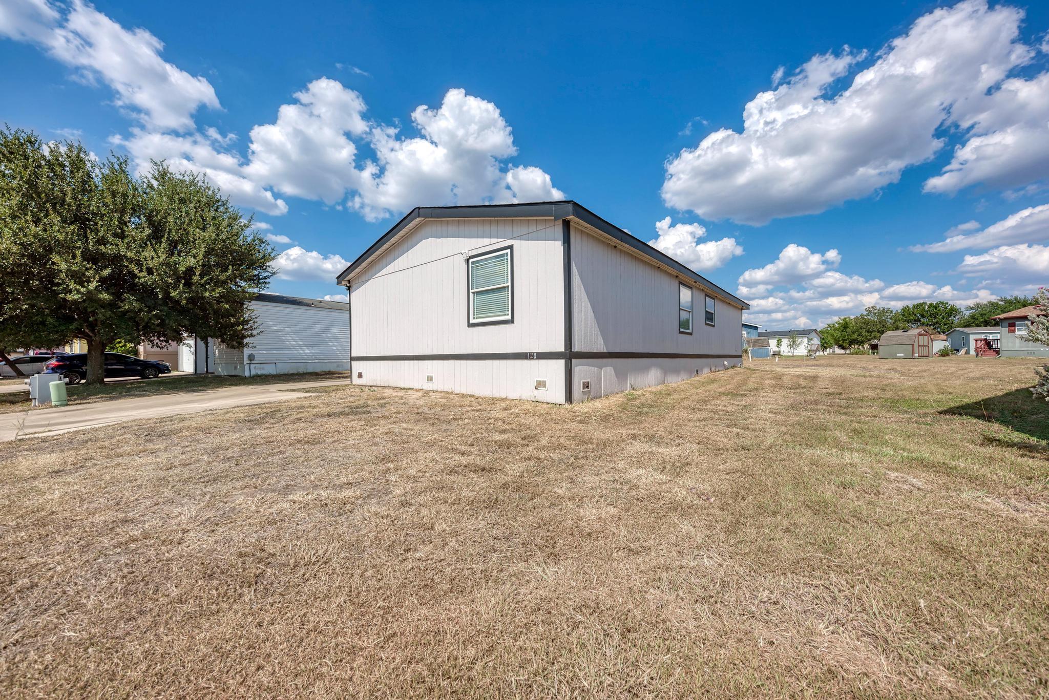 120 SE Silver Peak Dr, San Marcos, TX 78666