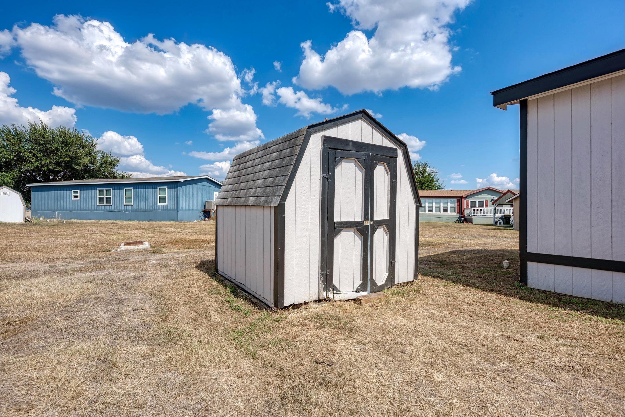 120 SE Silver Peak Dr, San Marcos, TX 78666