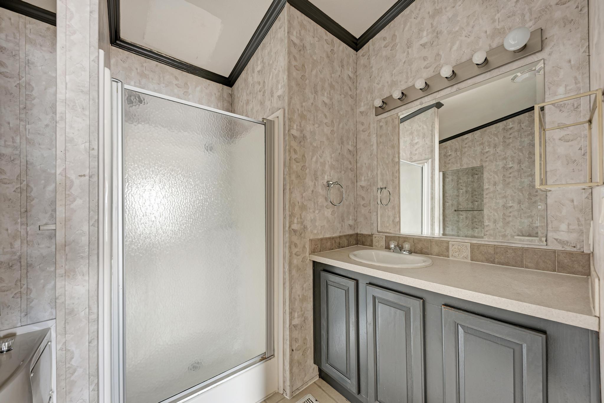 120 SE Silver Peak Dr, San Marcos, TX 78666