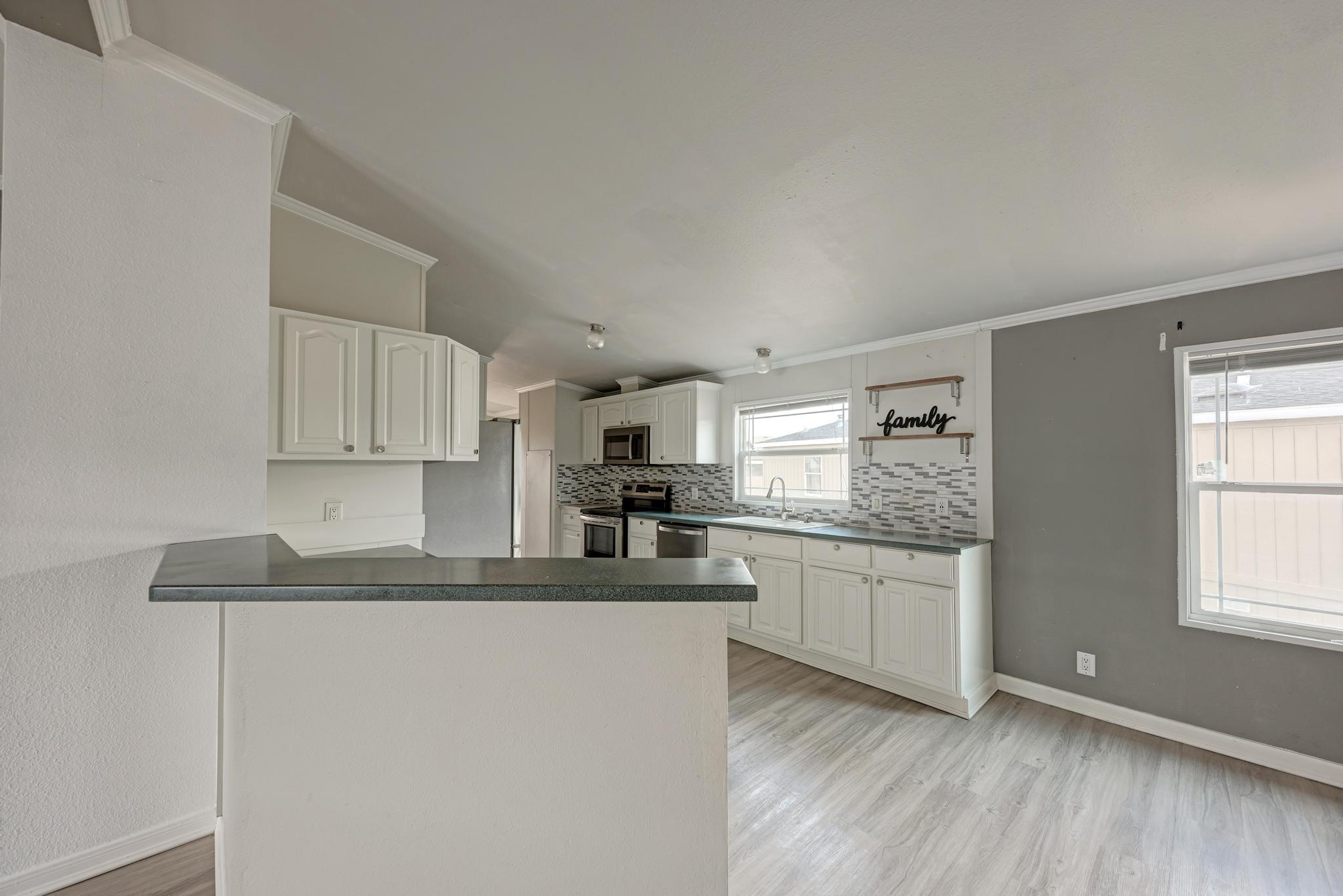 120 SE Silver Peak Dr, San Marcos, TX 78666