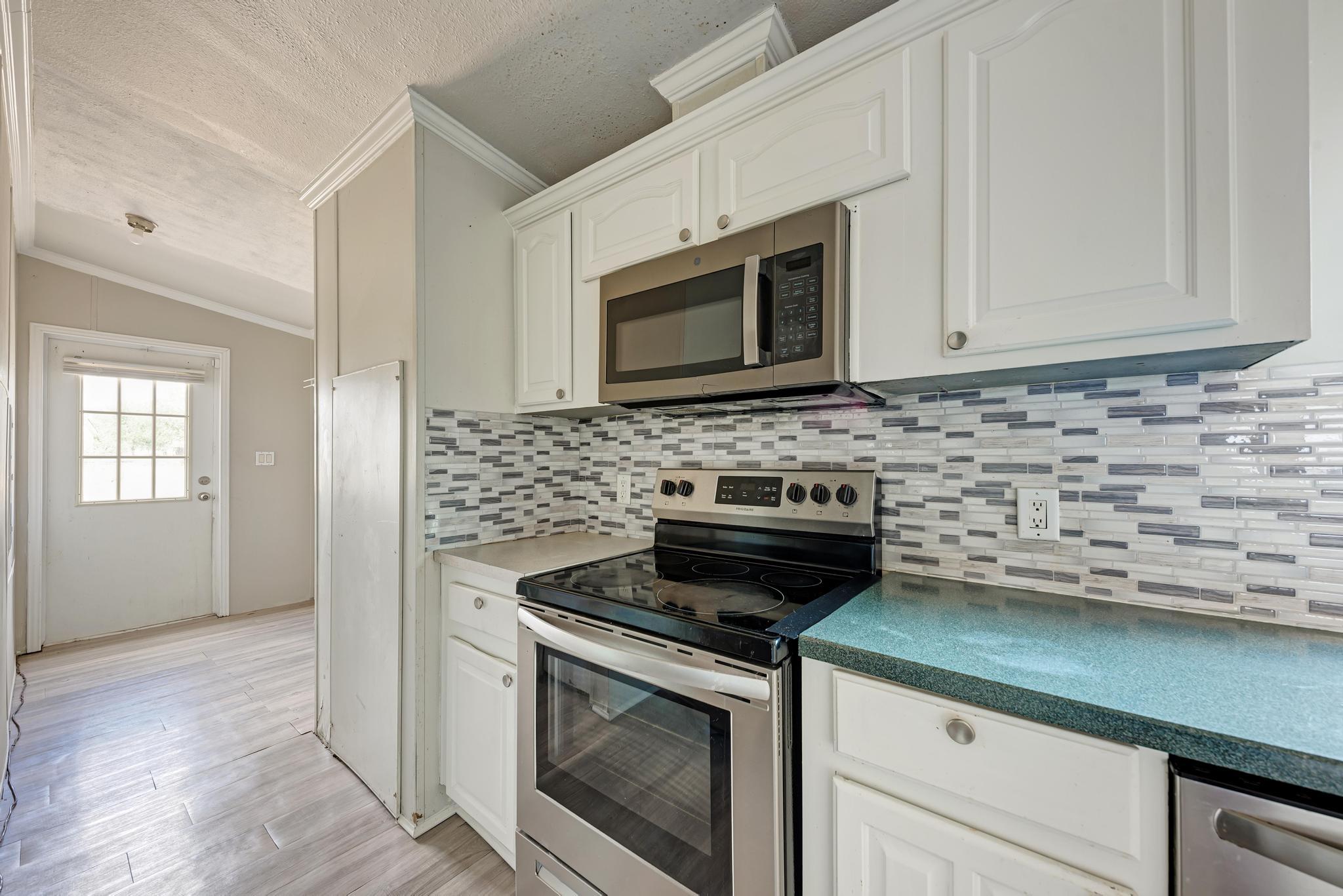 120 SE Silver Peak Dr, San Marcos, TX 78666