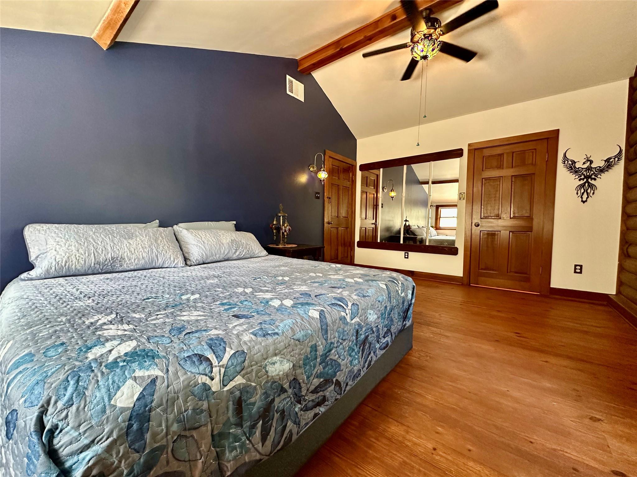 1053 E County Road F, Lexington, TX 78947