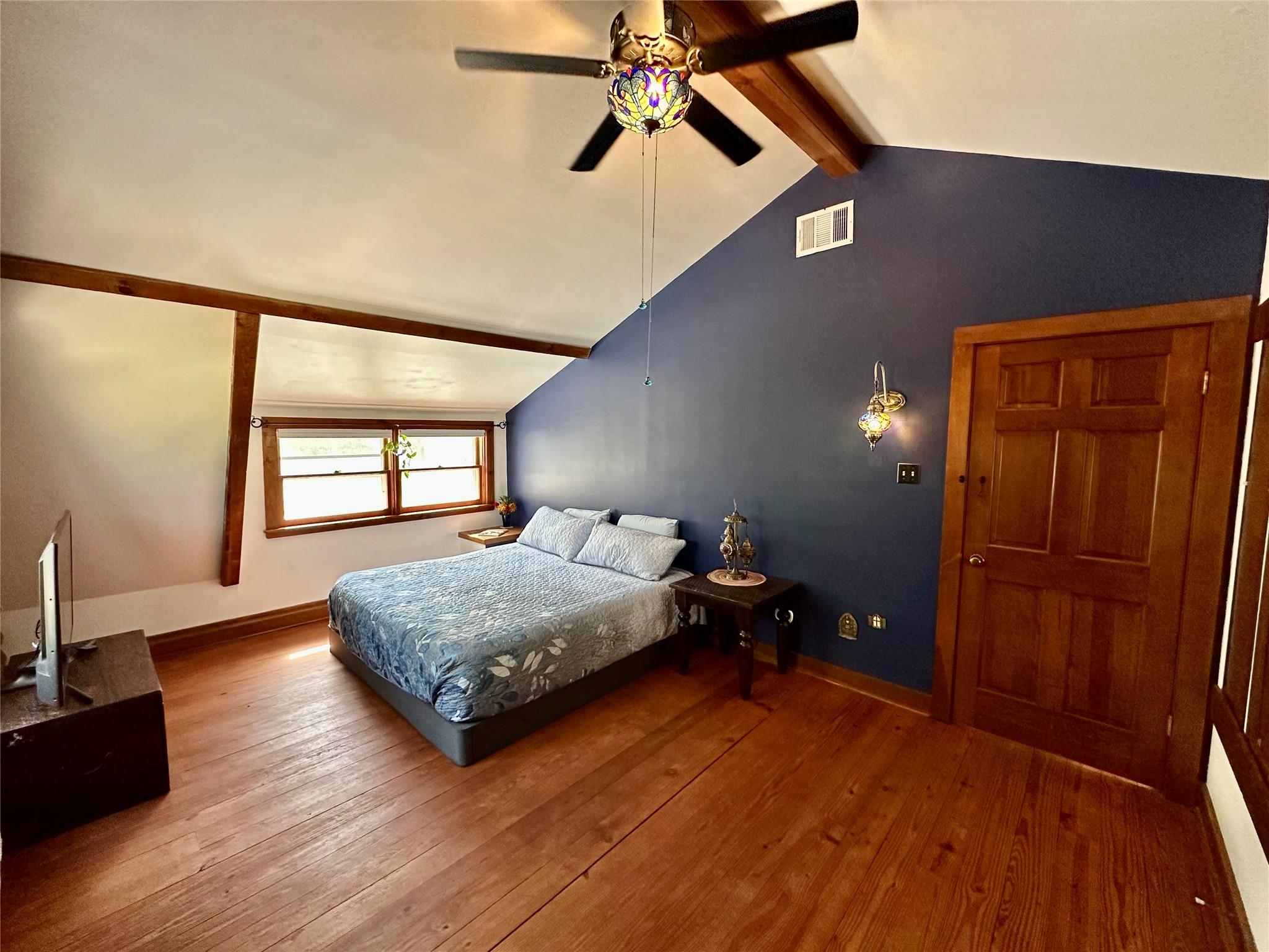 1053 E County Road F, Lexington, TX 78947