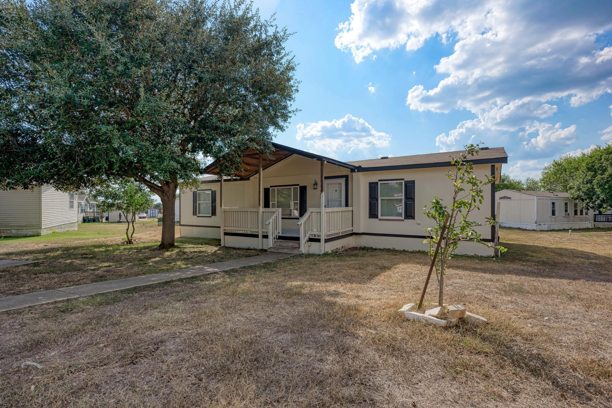 187 SE Horseshoe Bend, San Marcos, TX 78666
