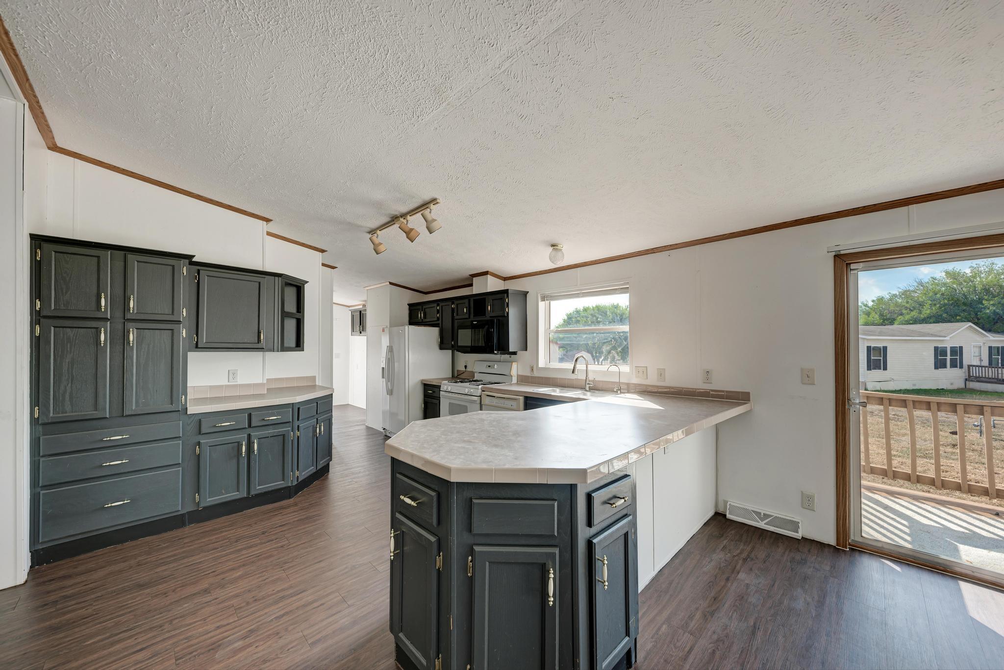 187 SE Horseshoe Bend, San Marcos, TX 78666