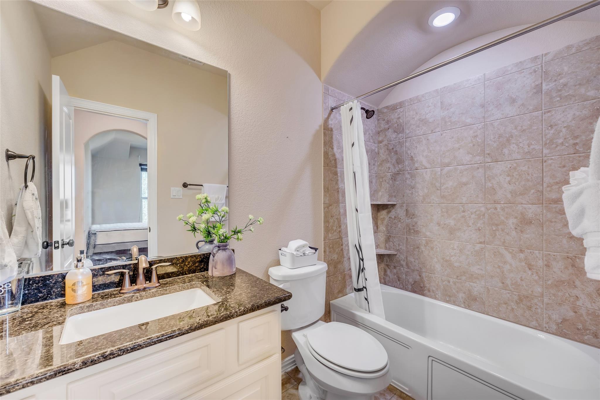 103 County Road 180 # 23, Leander, TX 78641