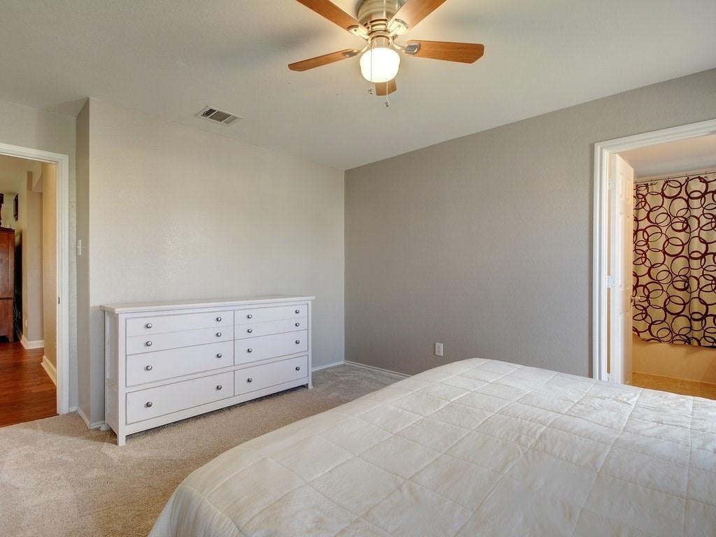 2488 Green Meadows Ln, Buda, TX 78610