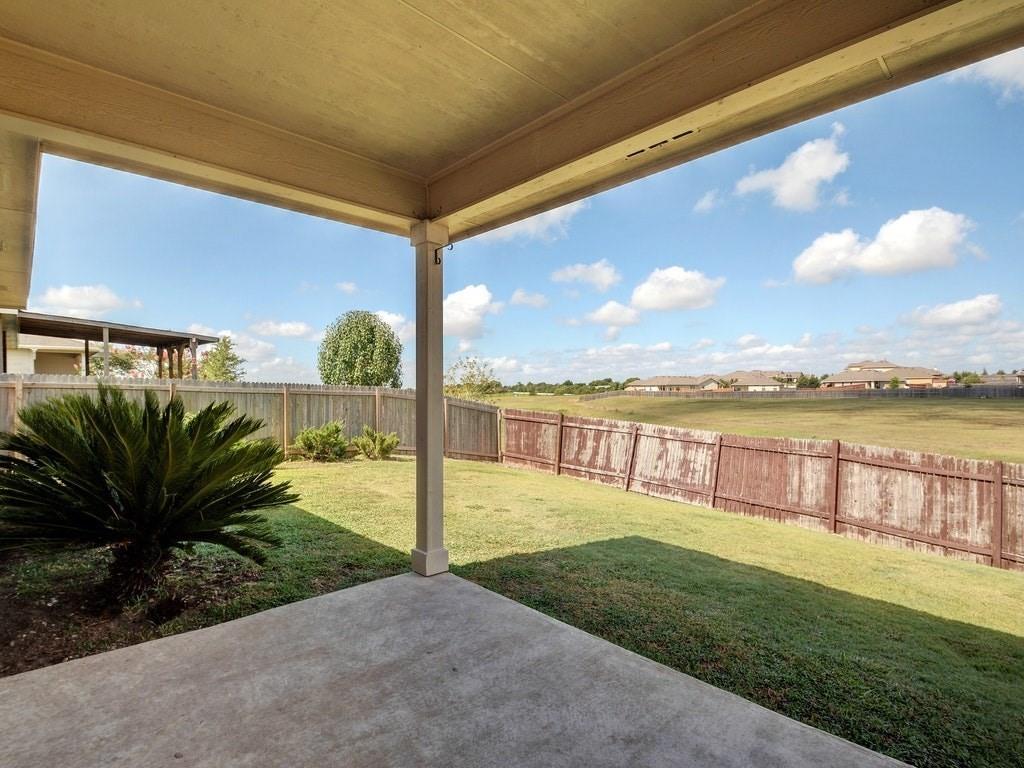 2488 Green Meadows Ln, Buda, TX 78610