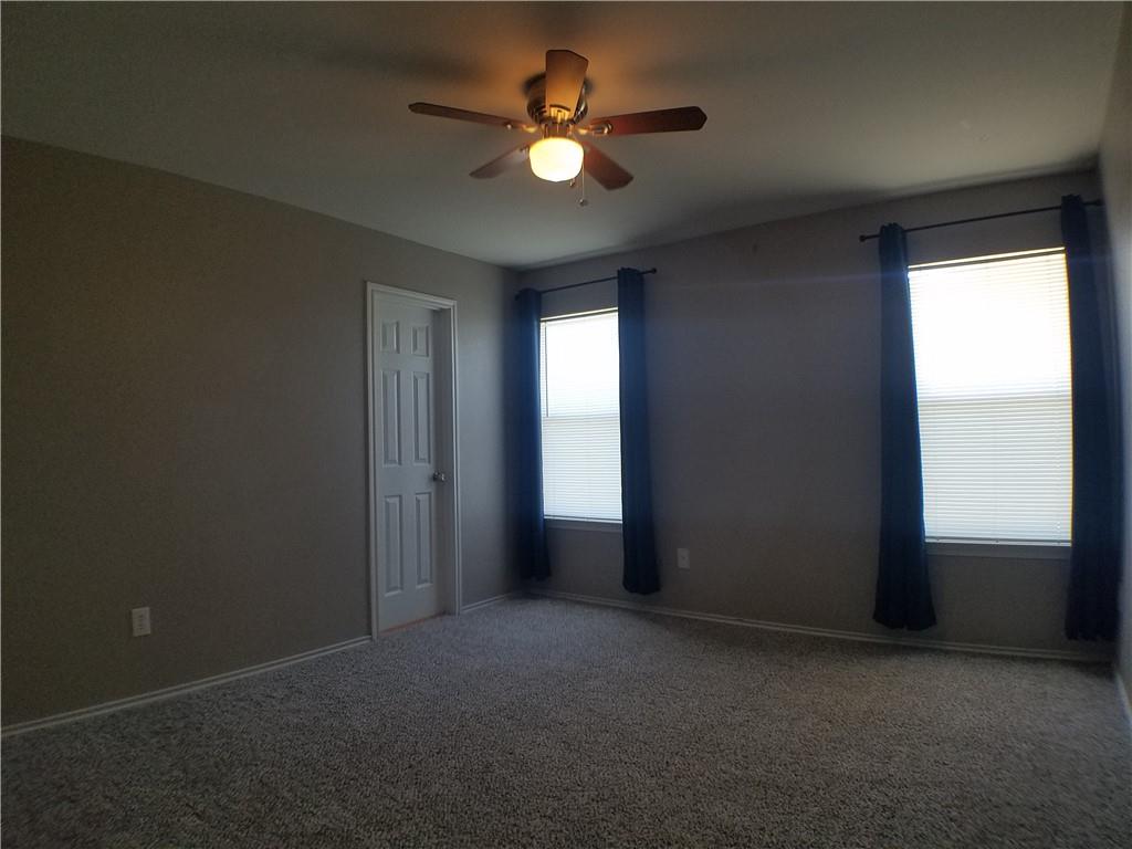 2488 Green Meadows Ln, Buda, TX 78610