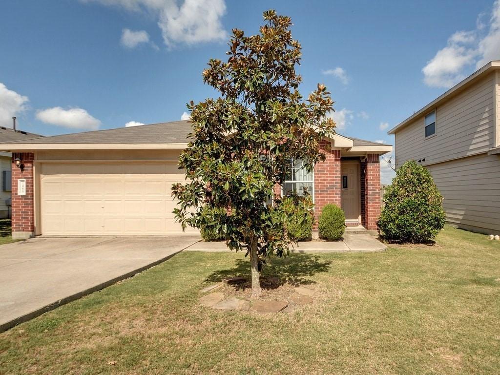 2488 Green Meadows Ln, Buda, TX 78610