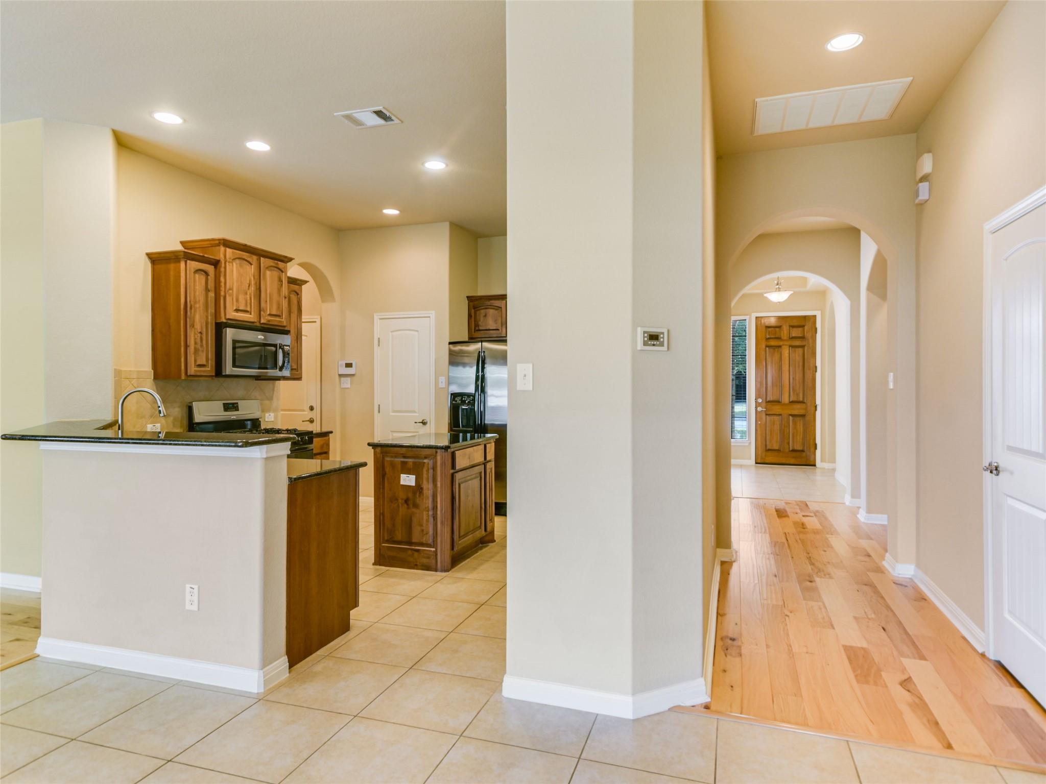 133 Kodiak Dr, Round Rock, TX 78664