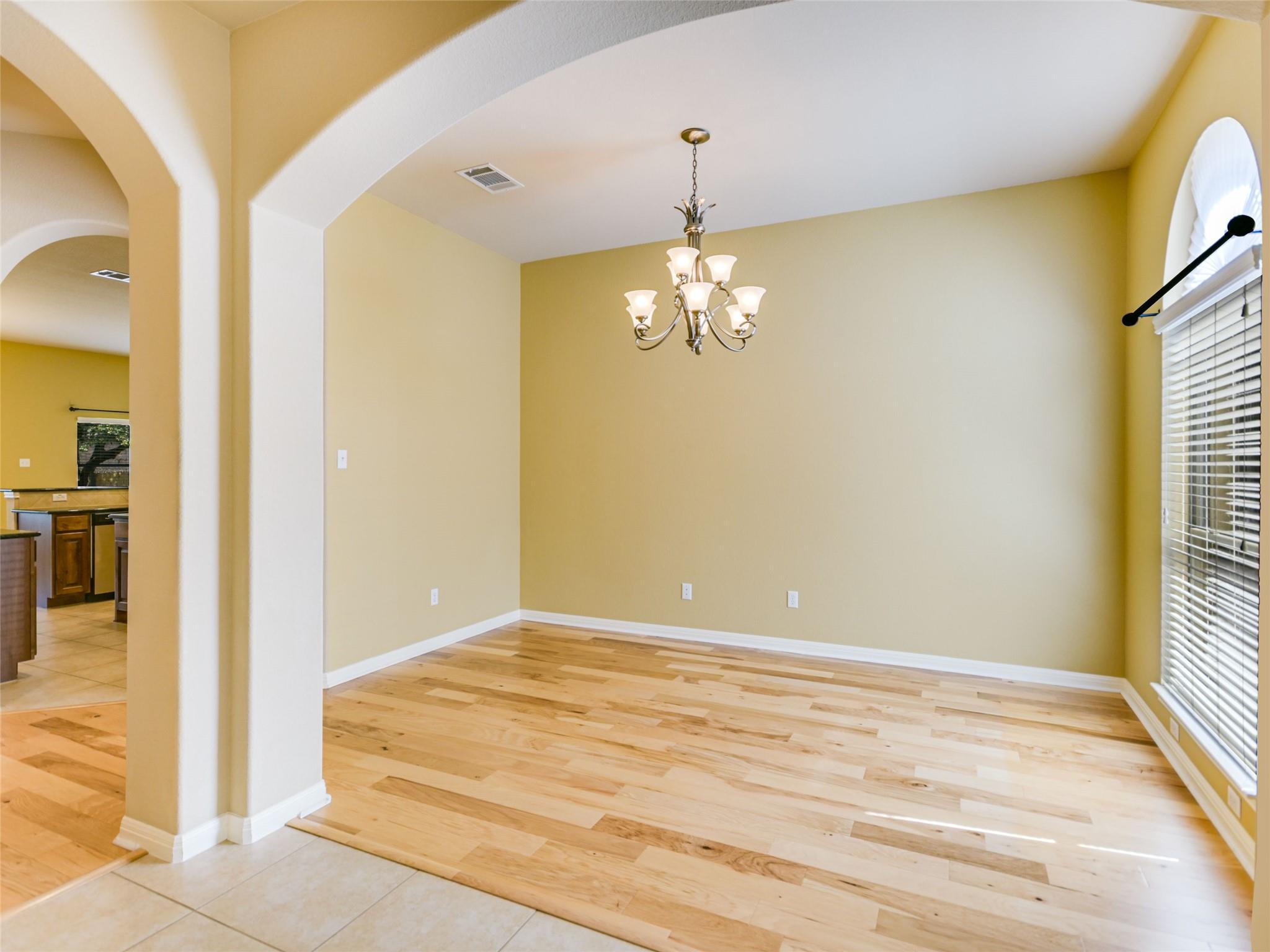 133 Kodiak Dr, Round Rock, TX 78664