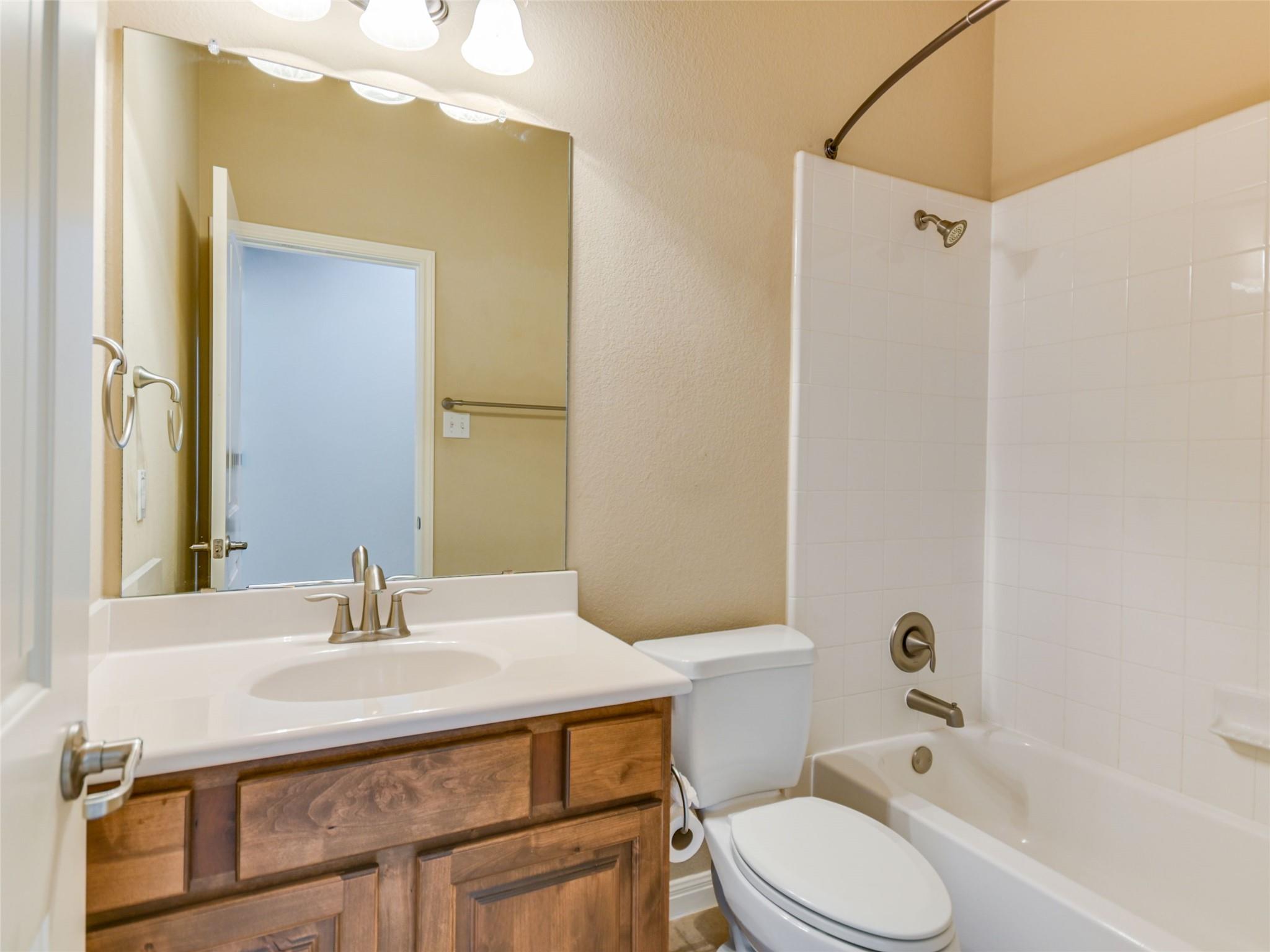 133 Kodiak Dr, Round Rock, TX 78664