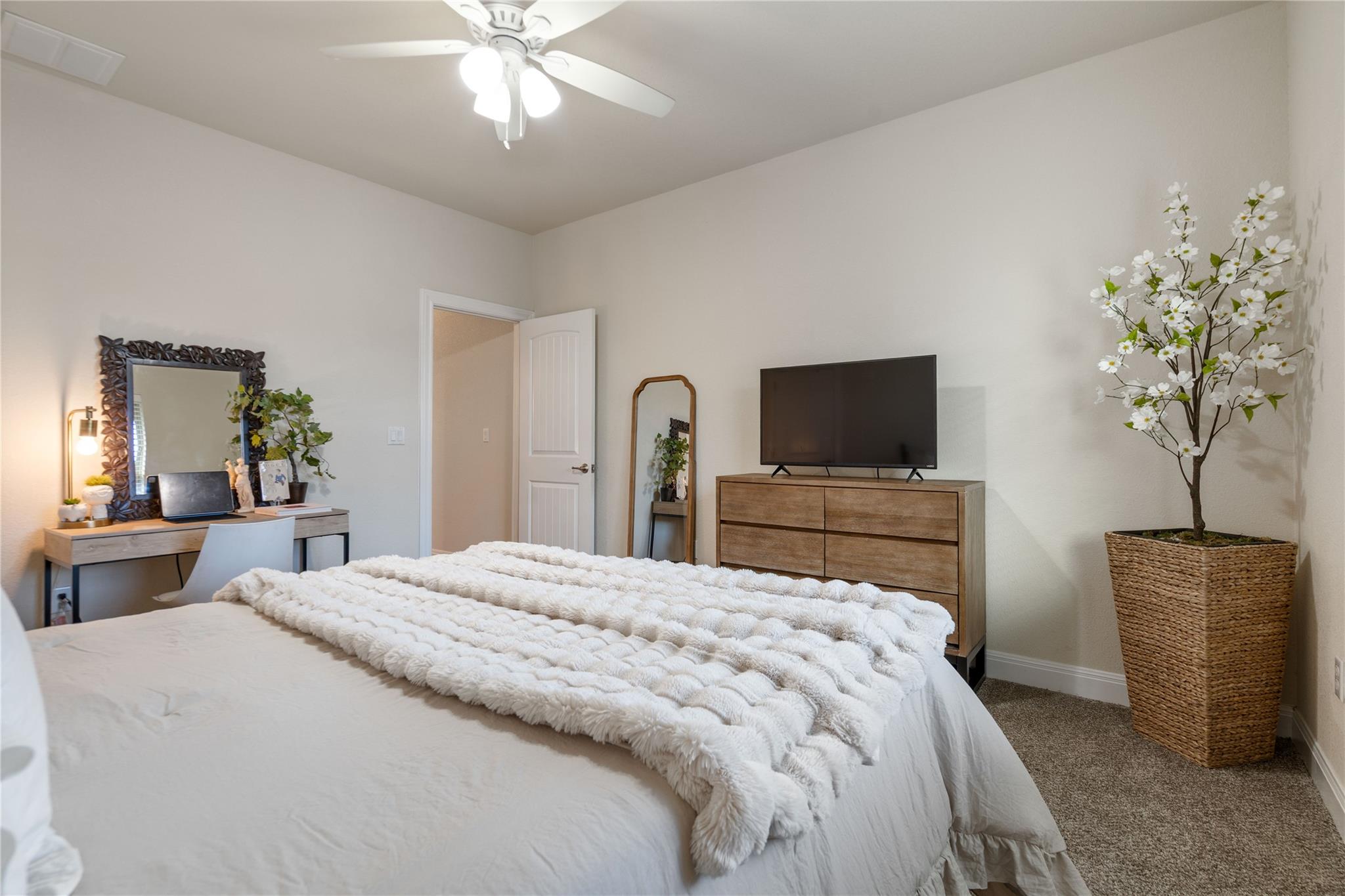 2400 Chambray Ct, Austin, TX 78748