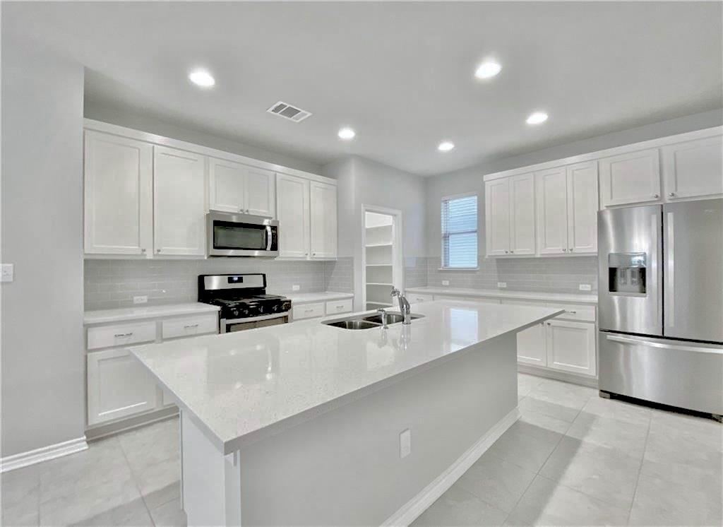 816 Alta Way, Leander, TX 78641